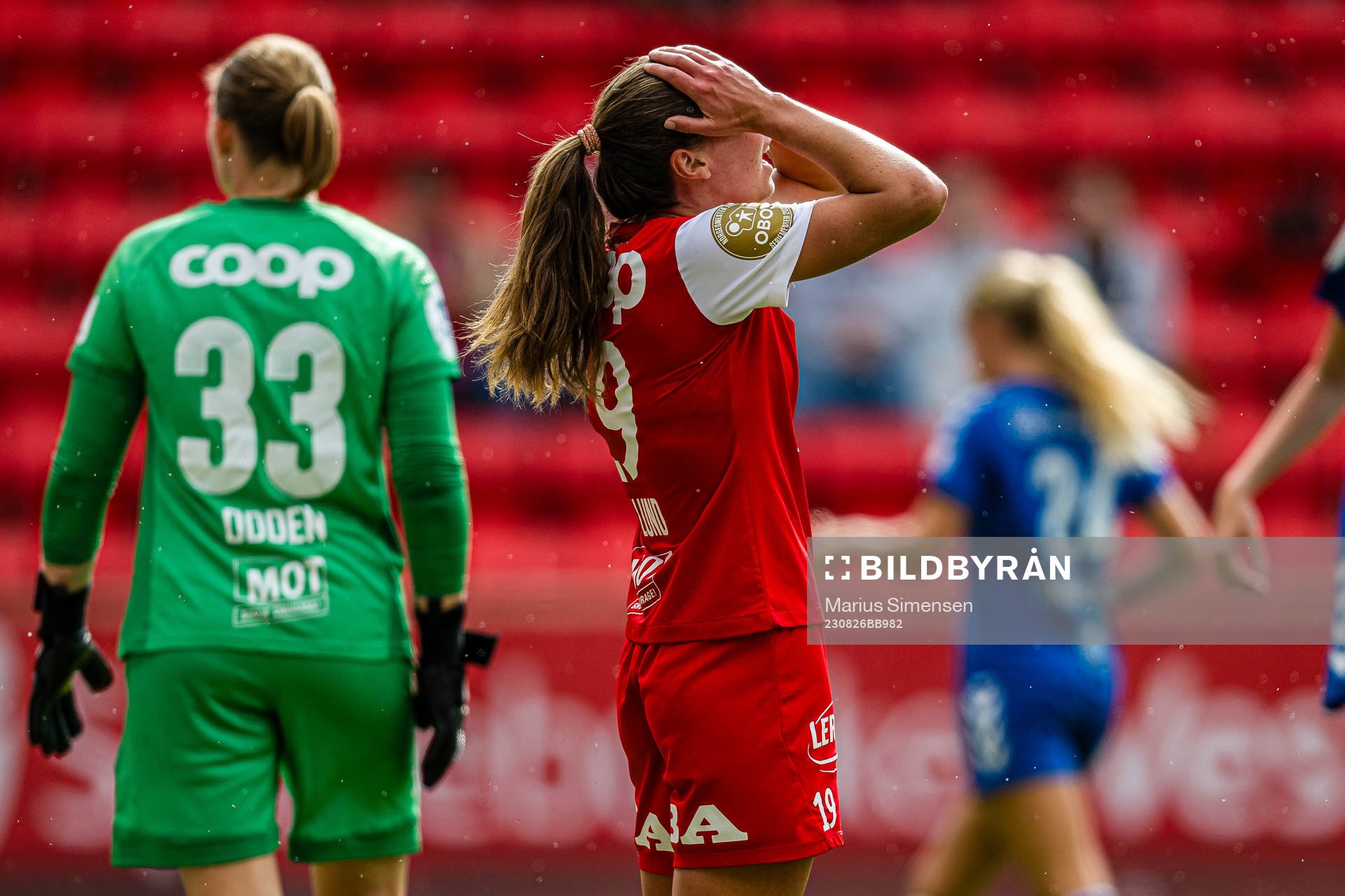 Marit Bratberg Lund of Brann reacts