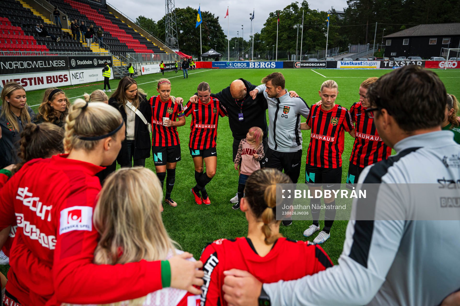 Brommapojkarnas spelare samlas