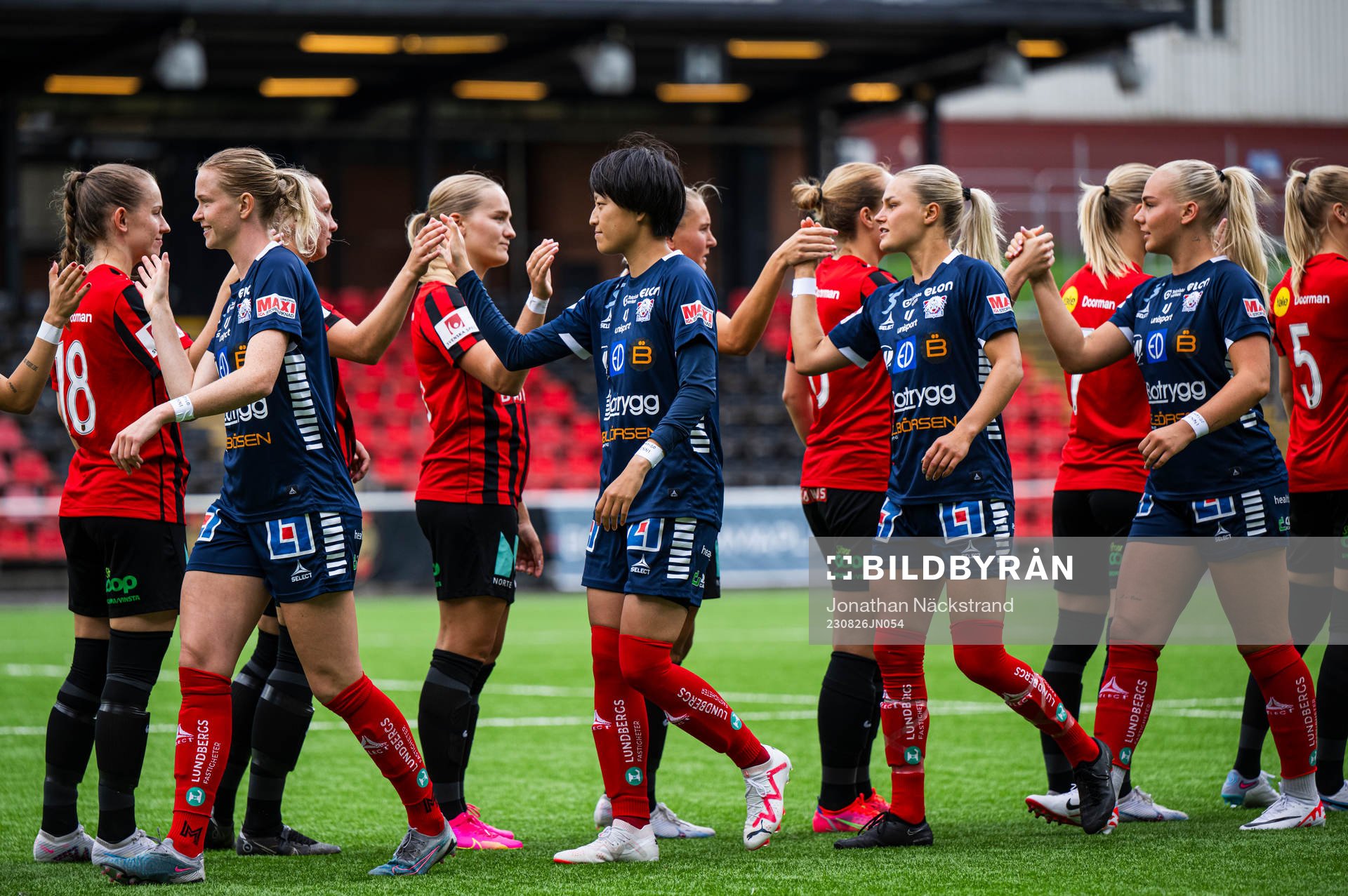 Brommapojkarnas och Linköpings spelare