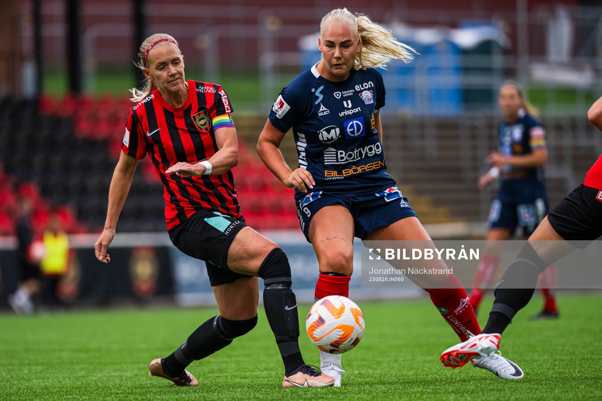 Brommapojkarnas Elsa Karlsson och Linköpings Cathinka