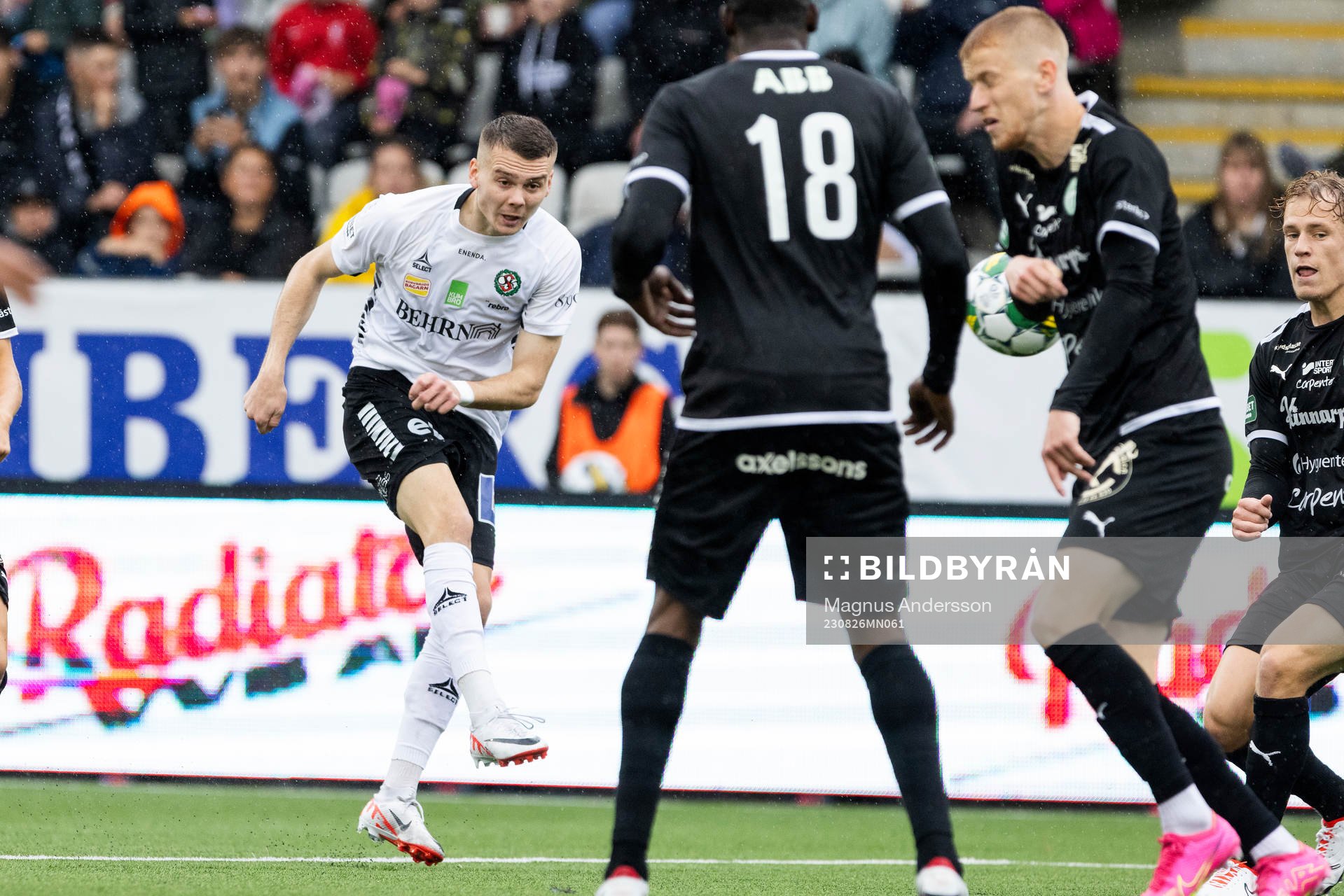 Örebros Jake Larsson