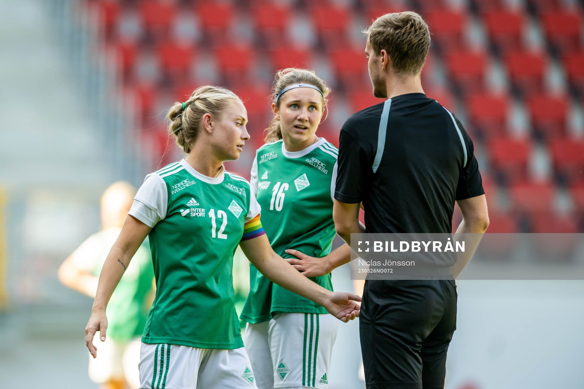 IK Zenith Sara Baldebo  och Sara Aronsson i samspråk med