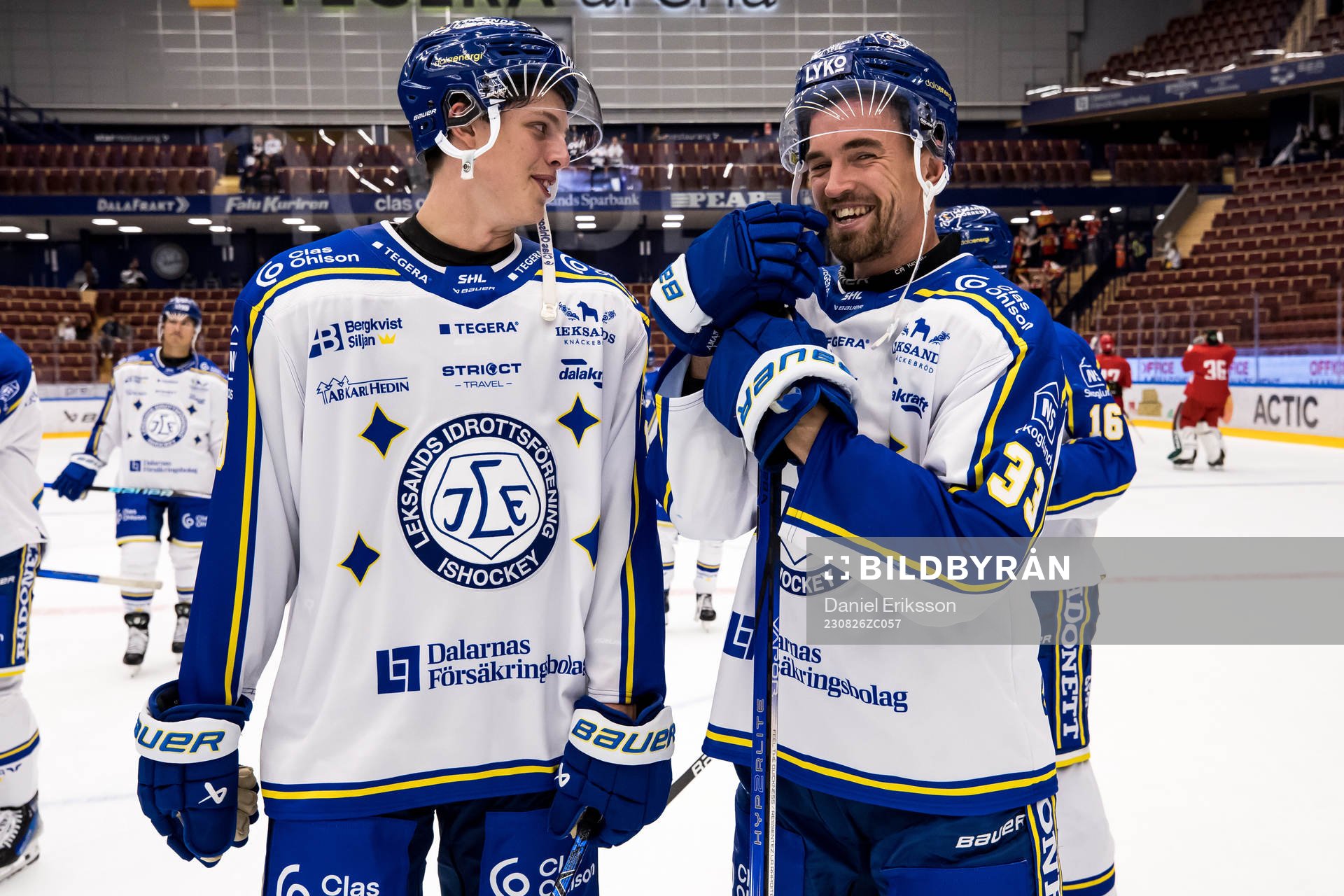Leksands Anton Johansson och Eddie Larsson jublar