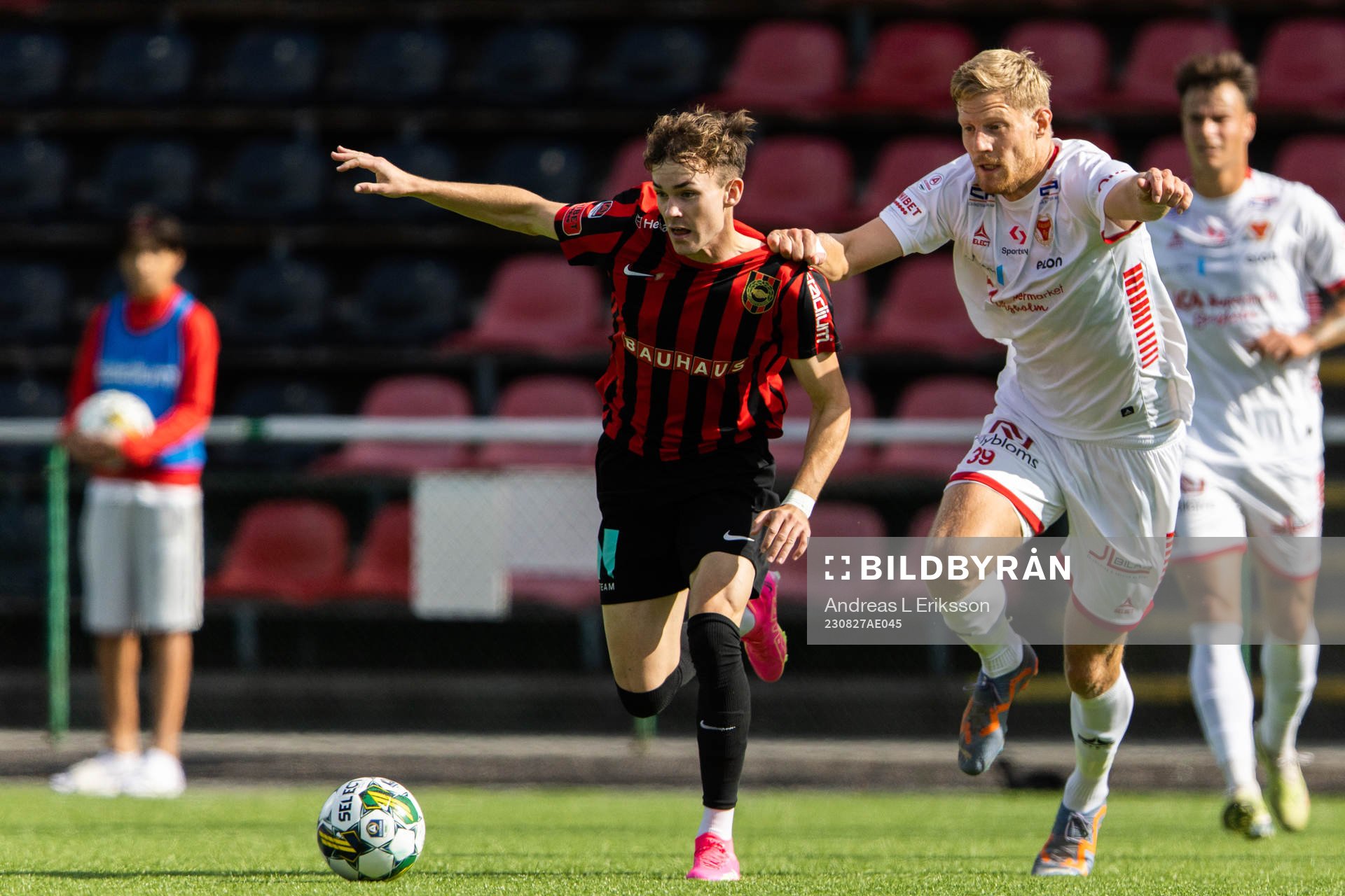 Brommapojkarnas Alexander Johansson och Kalmars Lars Saetra