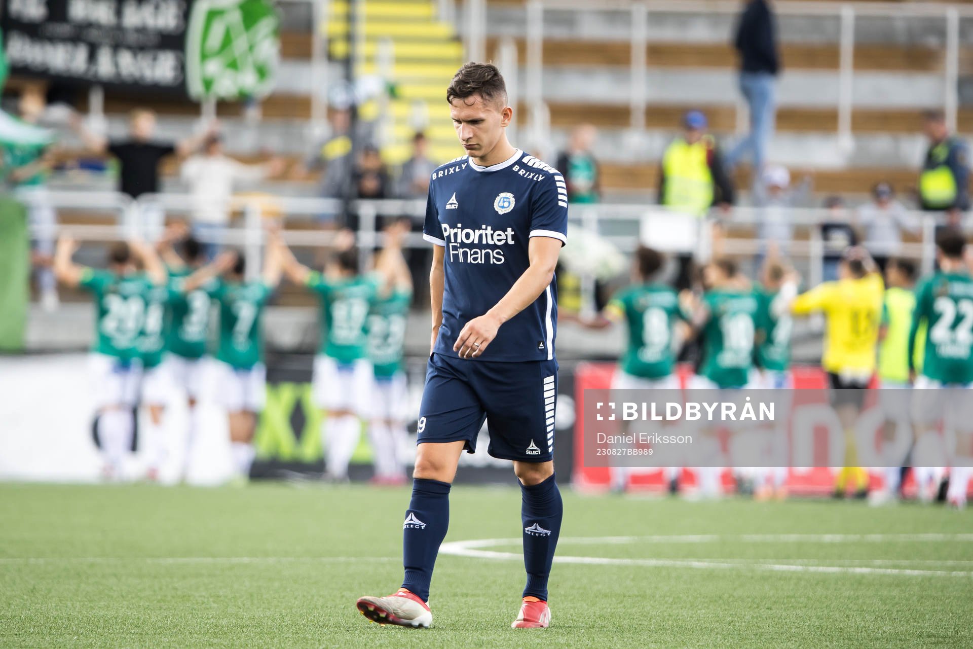 Utsiktens Lucas Hedlund deppar
