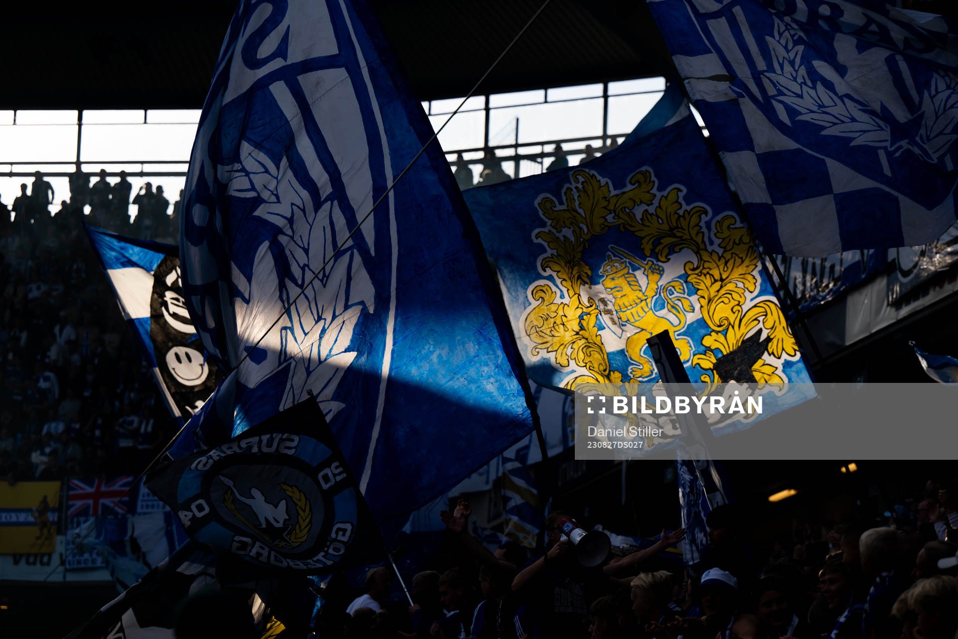 IFK Göteborgs supporterflaggor under fotbollsmatchen i Allsvenskan mellan IFK Göteborg och Häcken den 27 augusti 2023 i Göteborg. 
