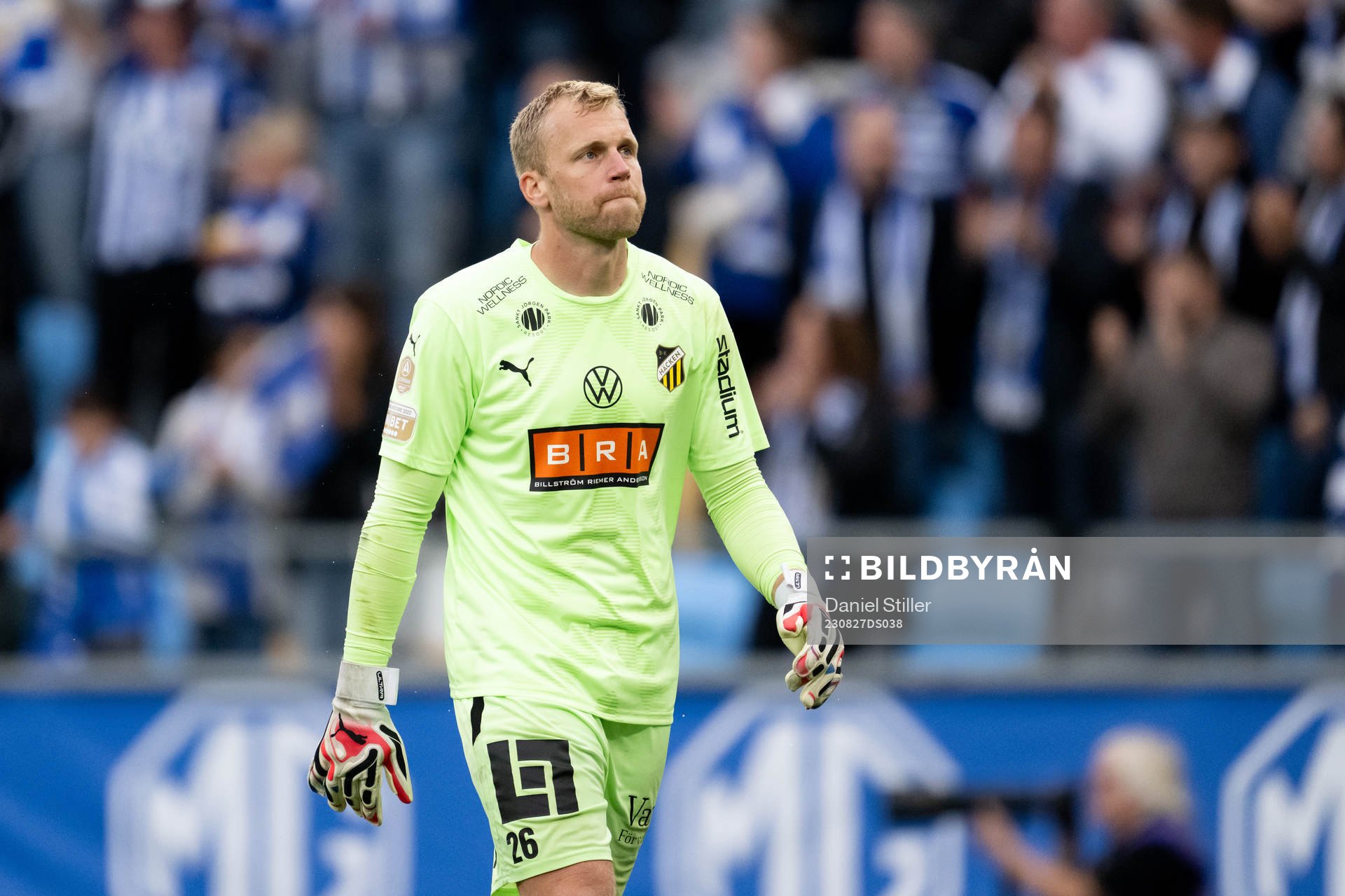 Häckens målvakt Peter Abrahamsson deppar
