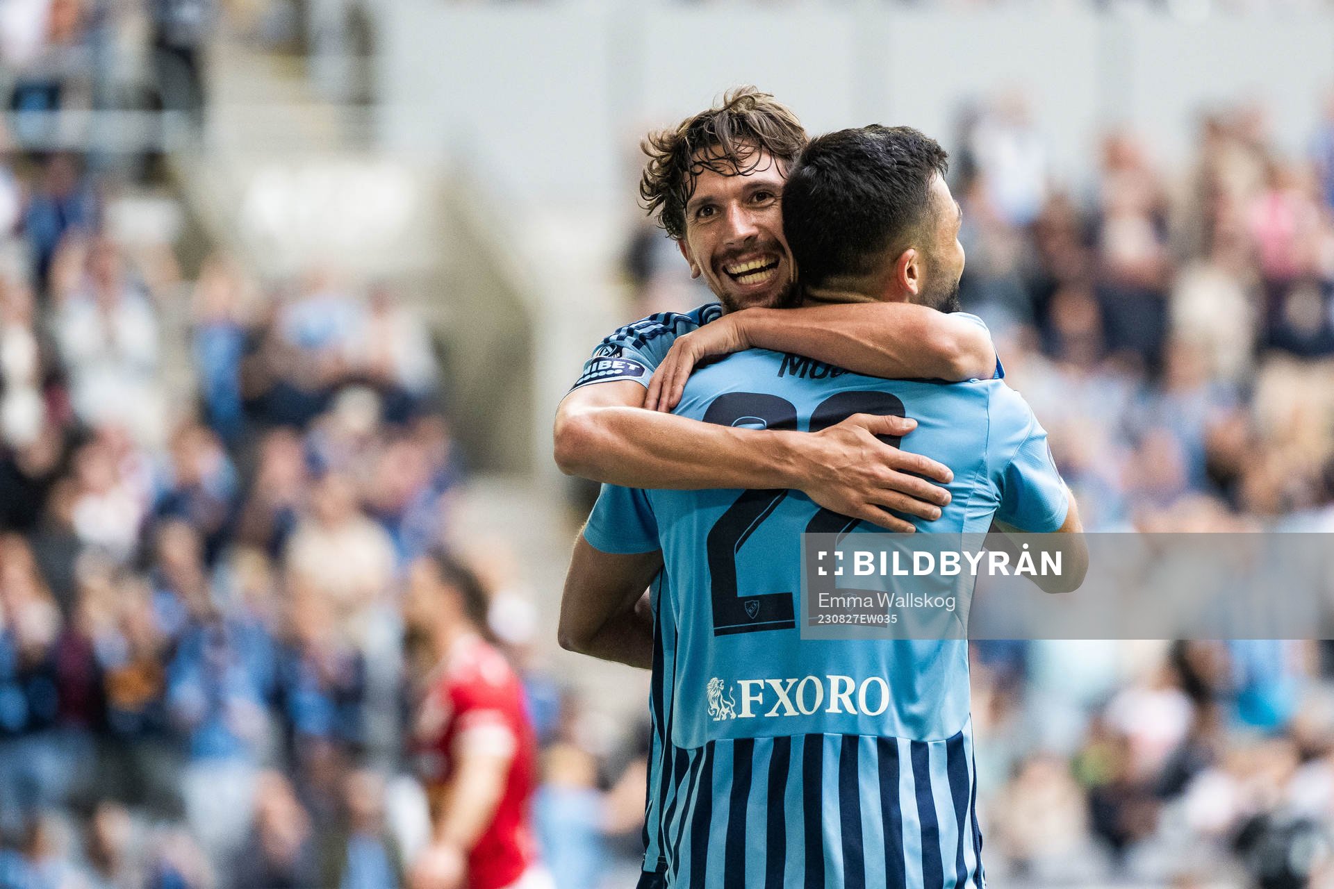 Djurgårdens Musa Qurbanli jublar med Gustav Wikheim