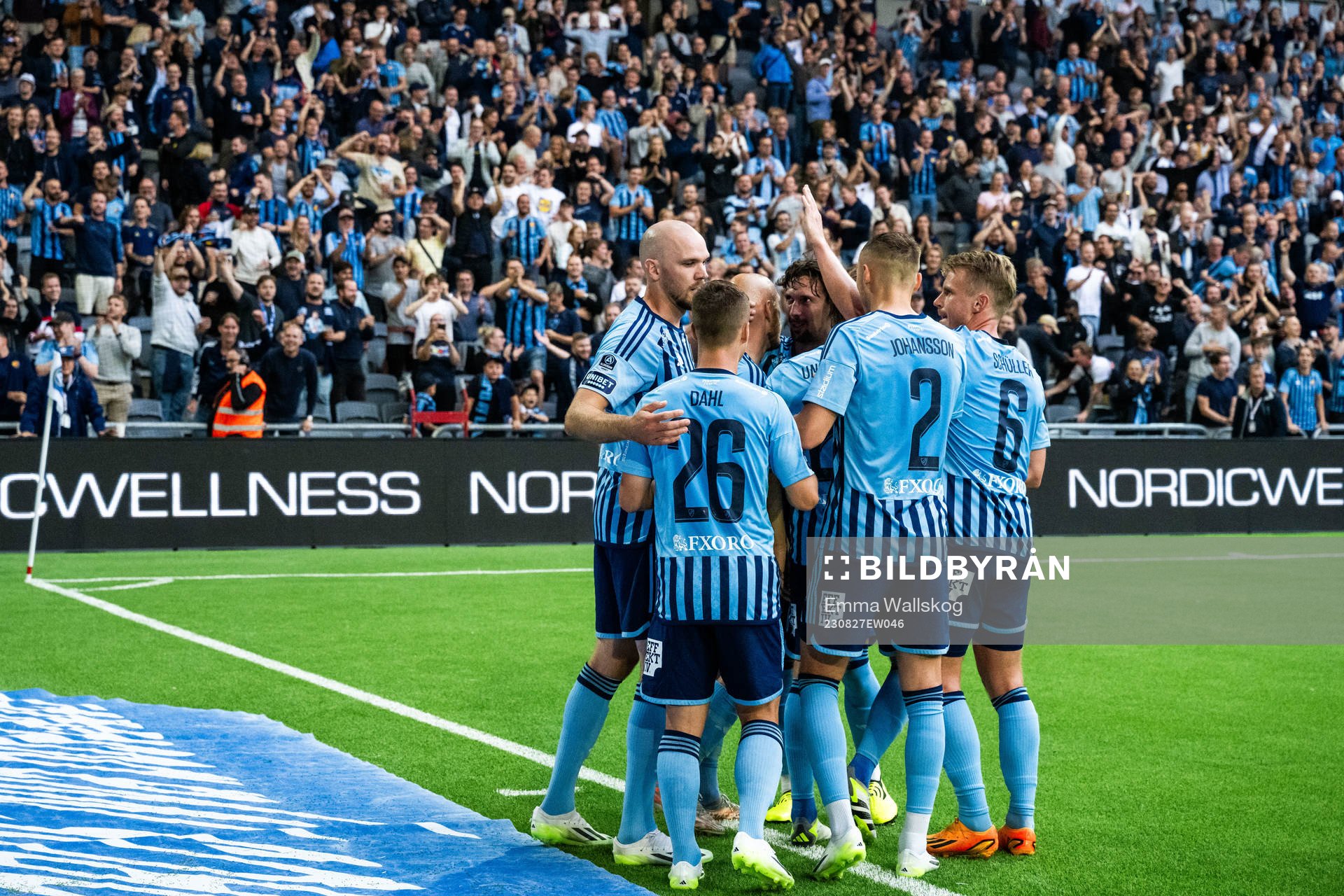 Djurgårdens Marcus Danielson jublar med lagkamrater
