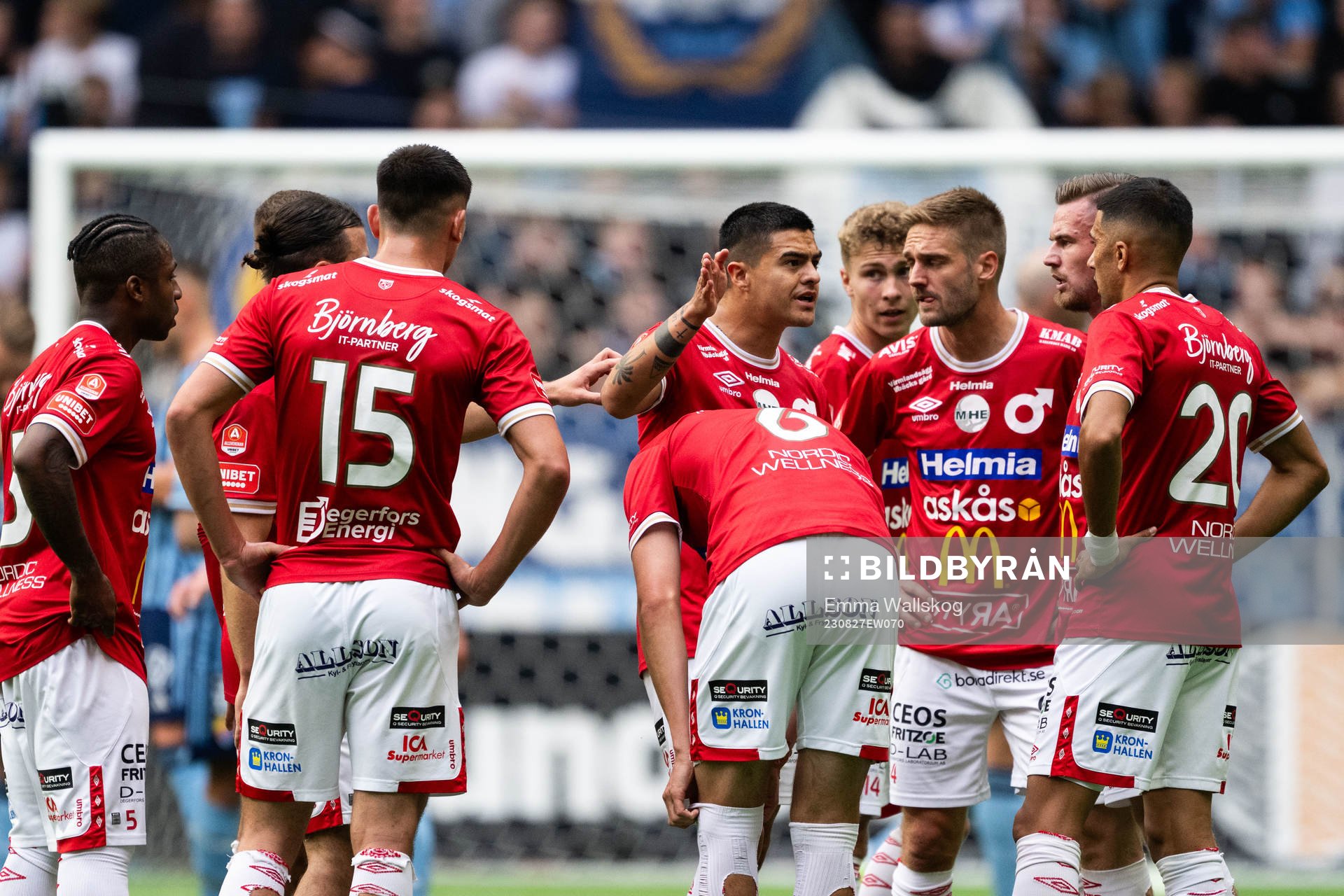 Degerfors Diego De Jesus Campos Ballestero med lagkamrater