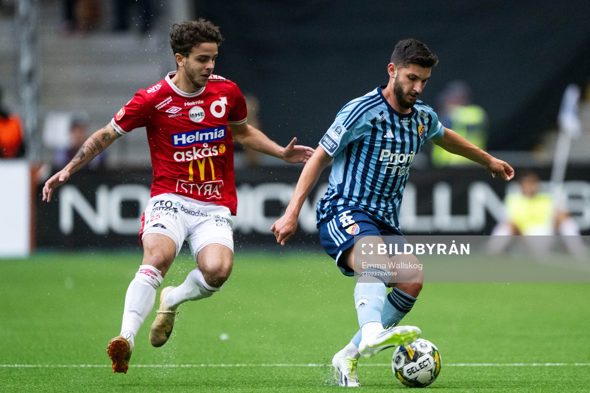 Degerfors Justin Salmon och Djurgårdens Besard Sabovic
