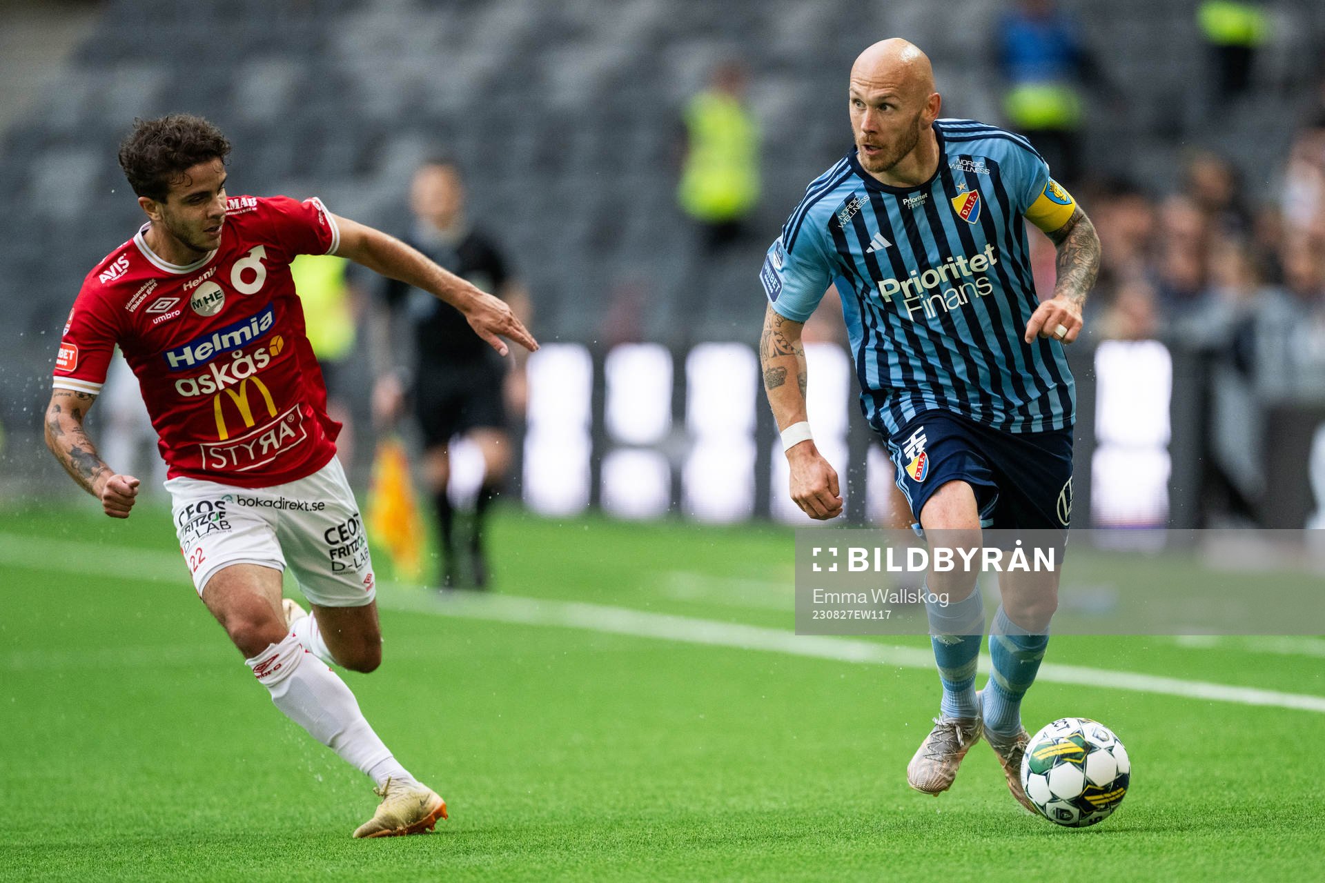 Degerfors Justin Salmon och Djurgårdens Magnus Eriksson