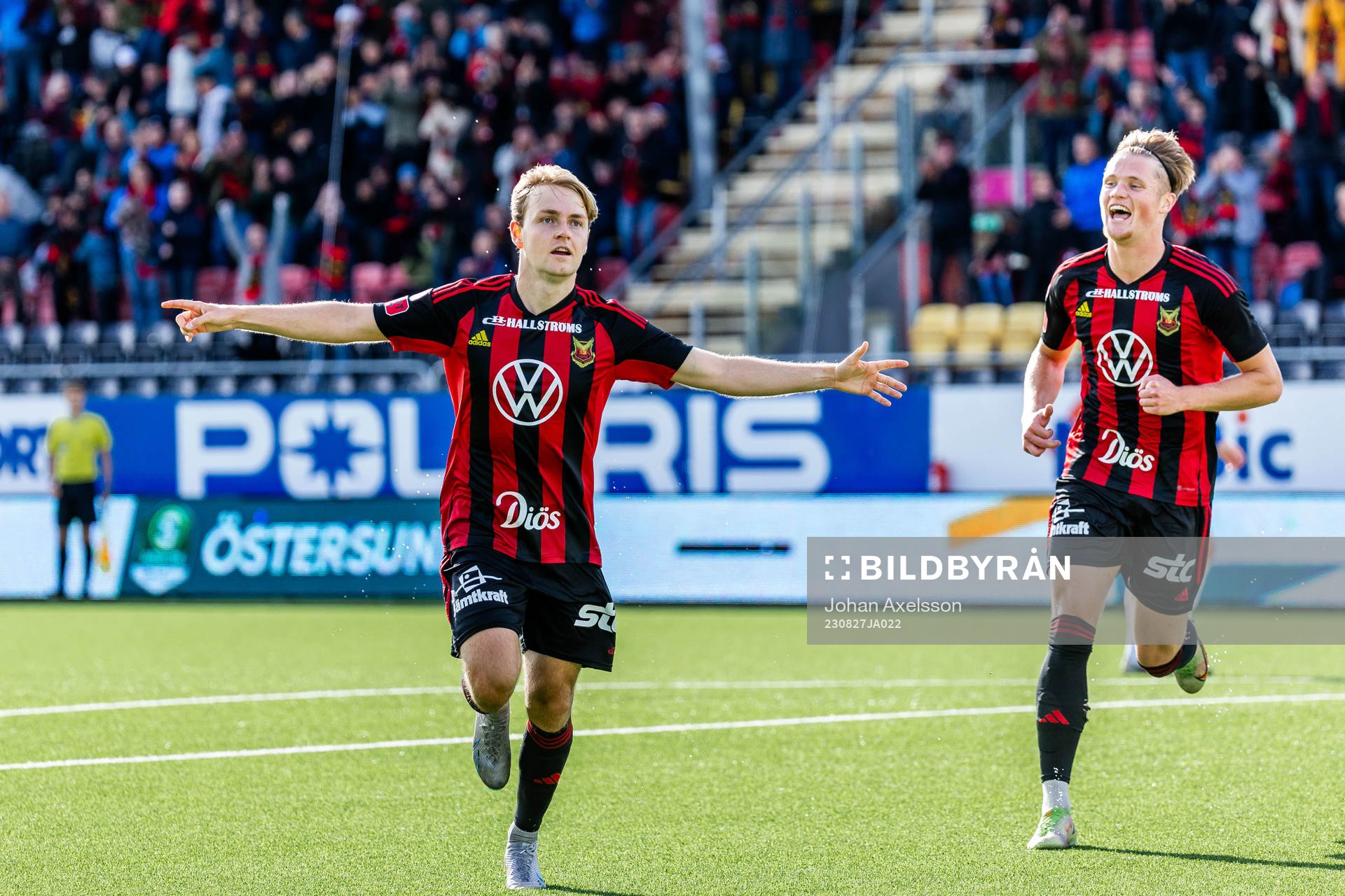 Östersunds Simon Marklund jublar