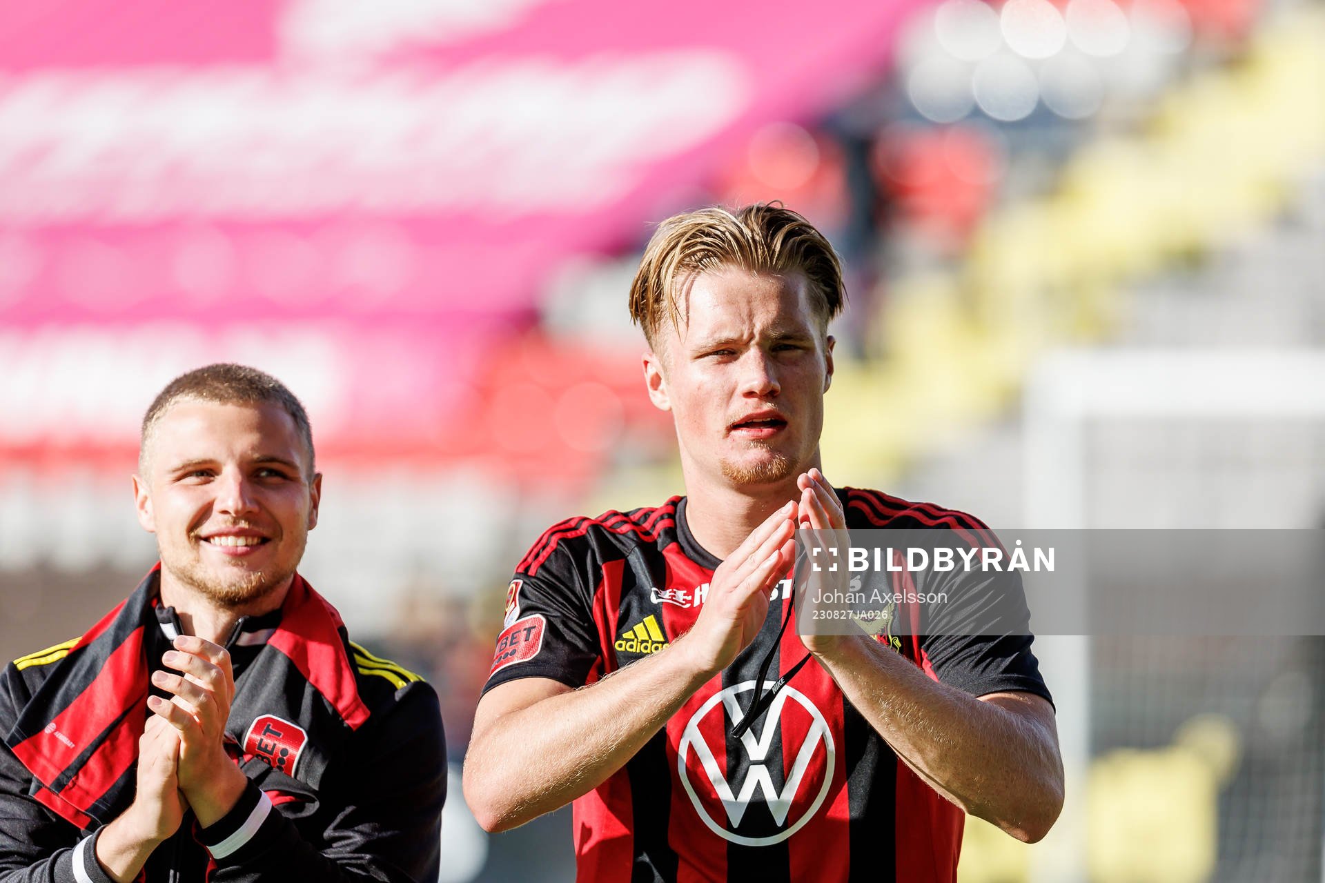 Östersunds Sebastian Karlsson Grach jublar efter fotbollsmatchen i Superettan mellan Östersund och Trelleborg den 27 augusti 2023 i Östersund.