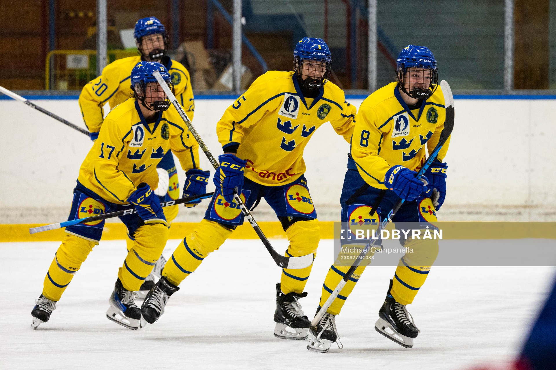 Sveriges Rocky Langvardt jublar med Sascha Boumedienne och