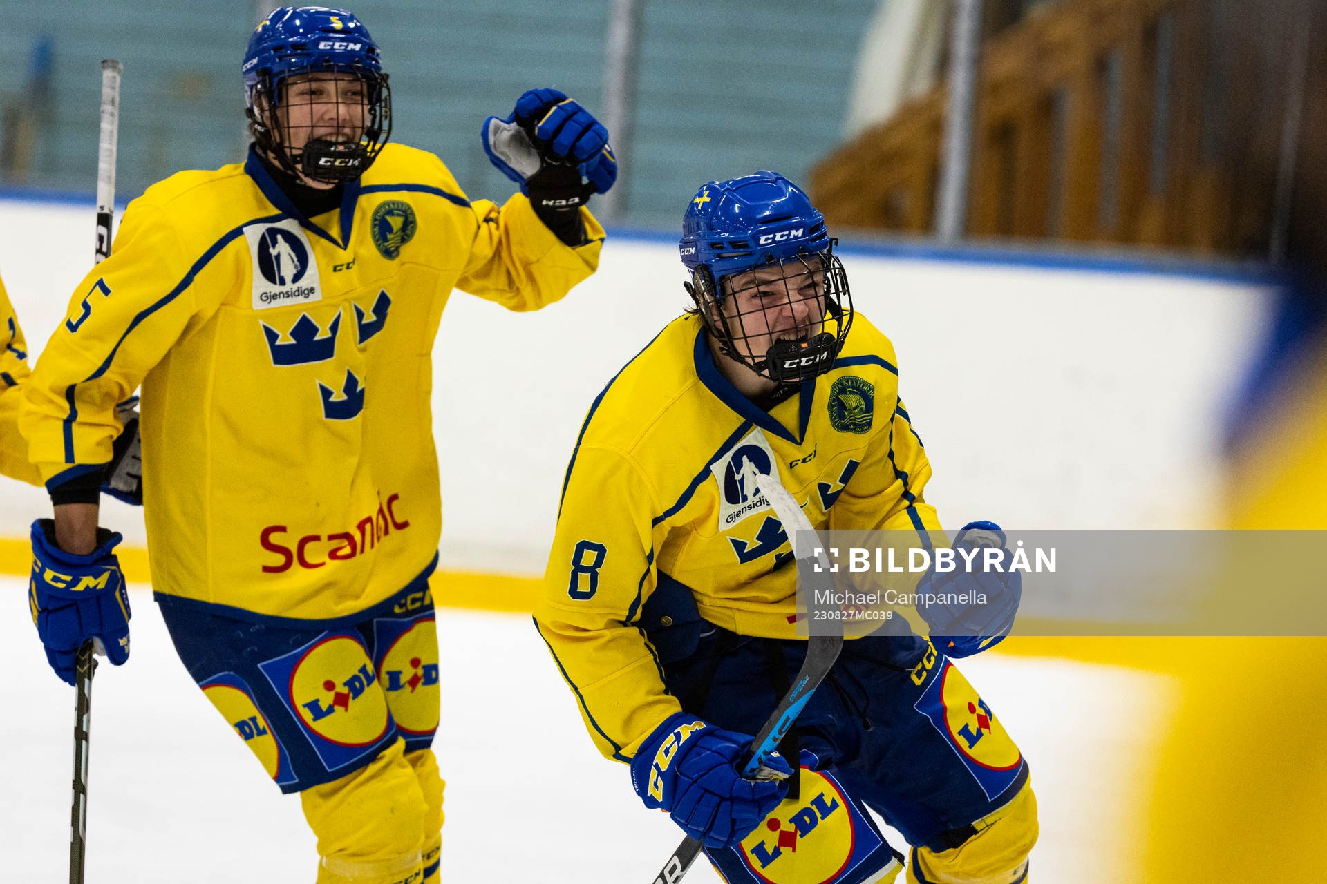 Sveriges Rocky Langvardt jublar med Sascha Boumedienne
