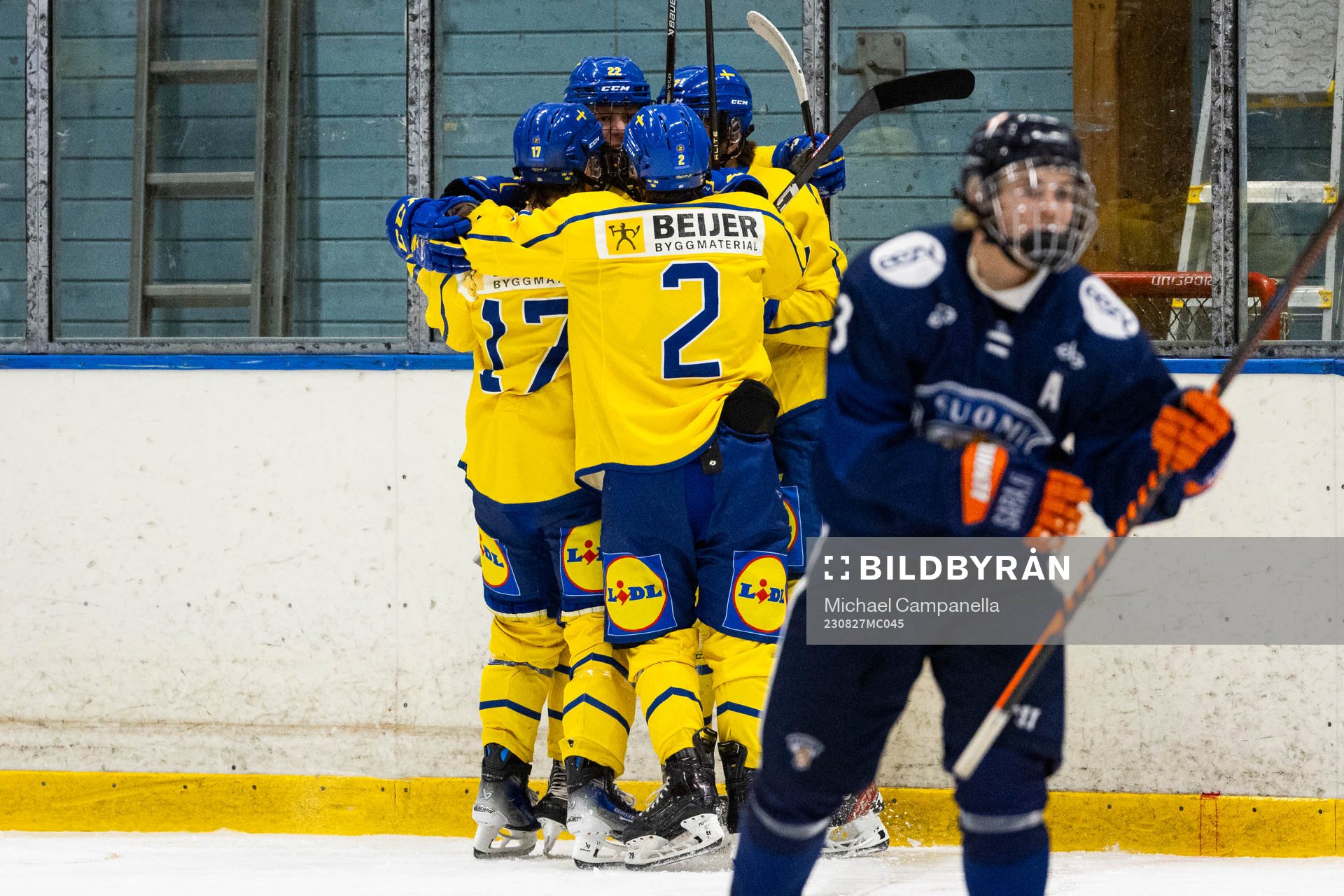 Sveriges Anton Gästrin jublar med Torkel Jennersjö, Joe