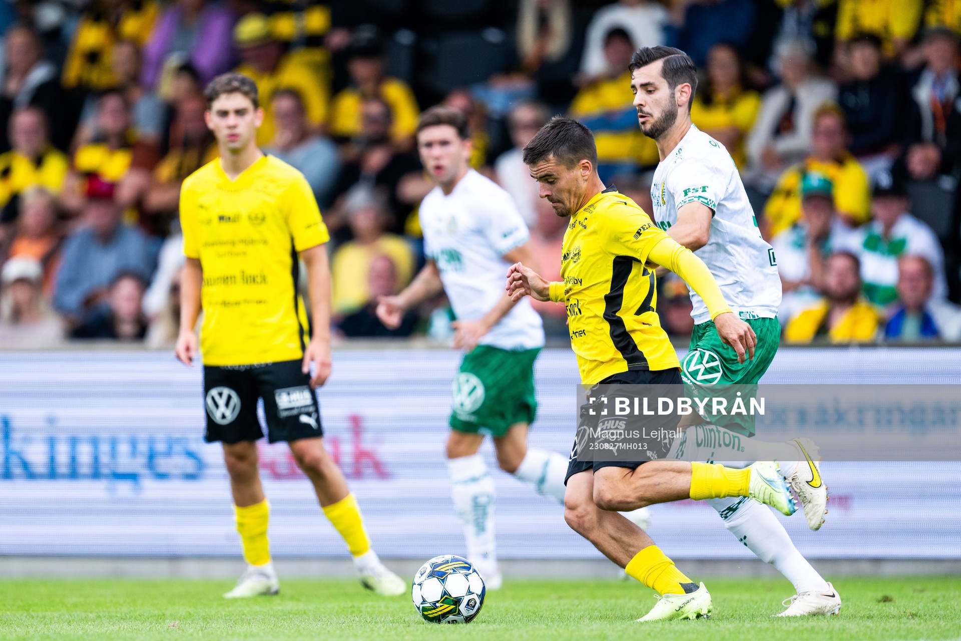 Mjällbys Jesper Gustavsson och Hammarbys Adi Nalic