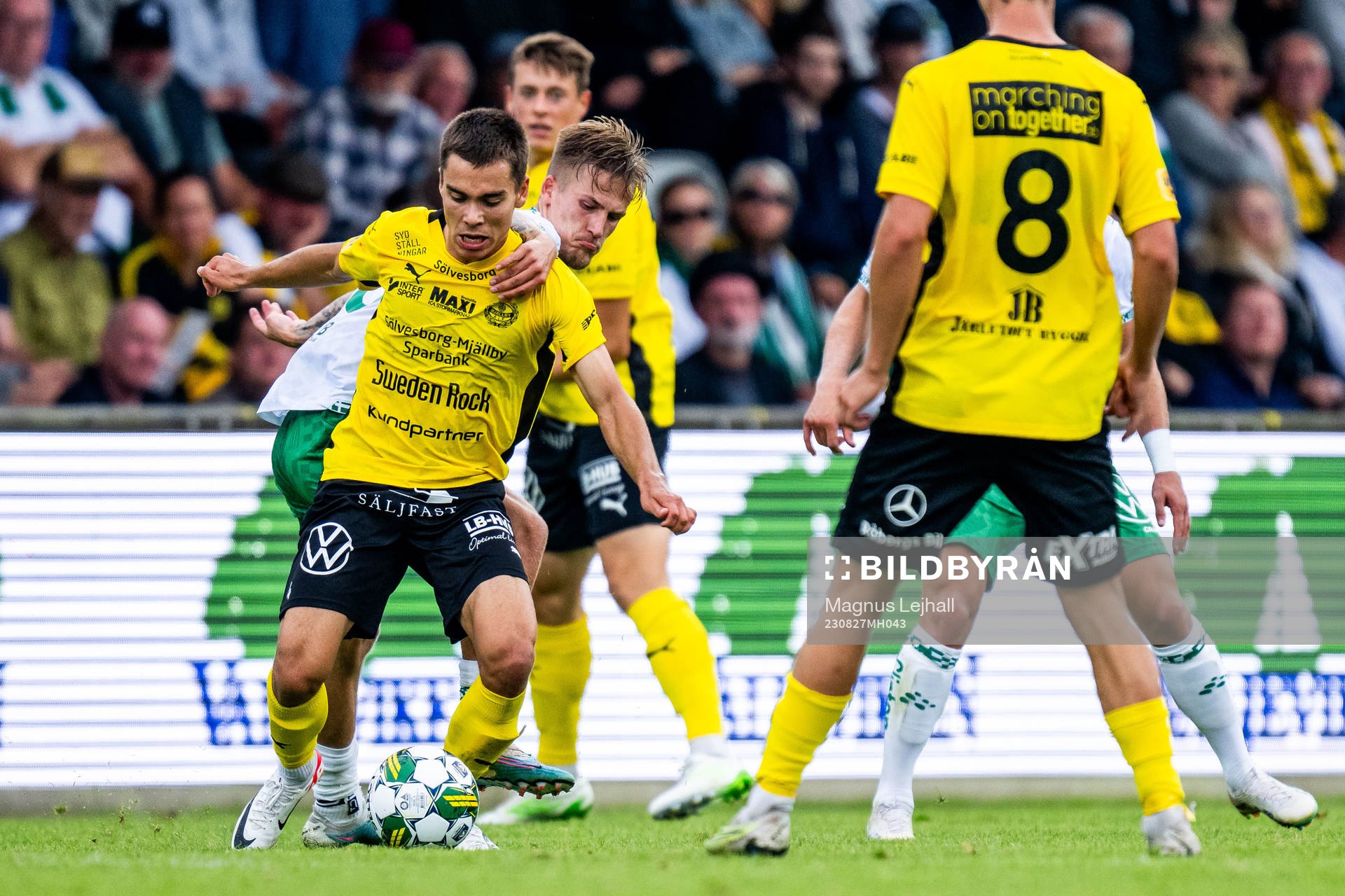 Mjällbys Leo Walta och Hammarbys Fredrik Hammar