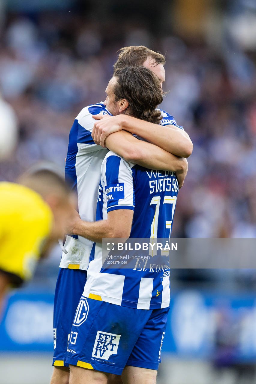 IFK Göteborgs Adam Carlén och Gustav Svensson jublar