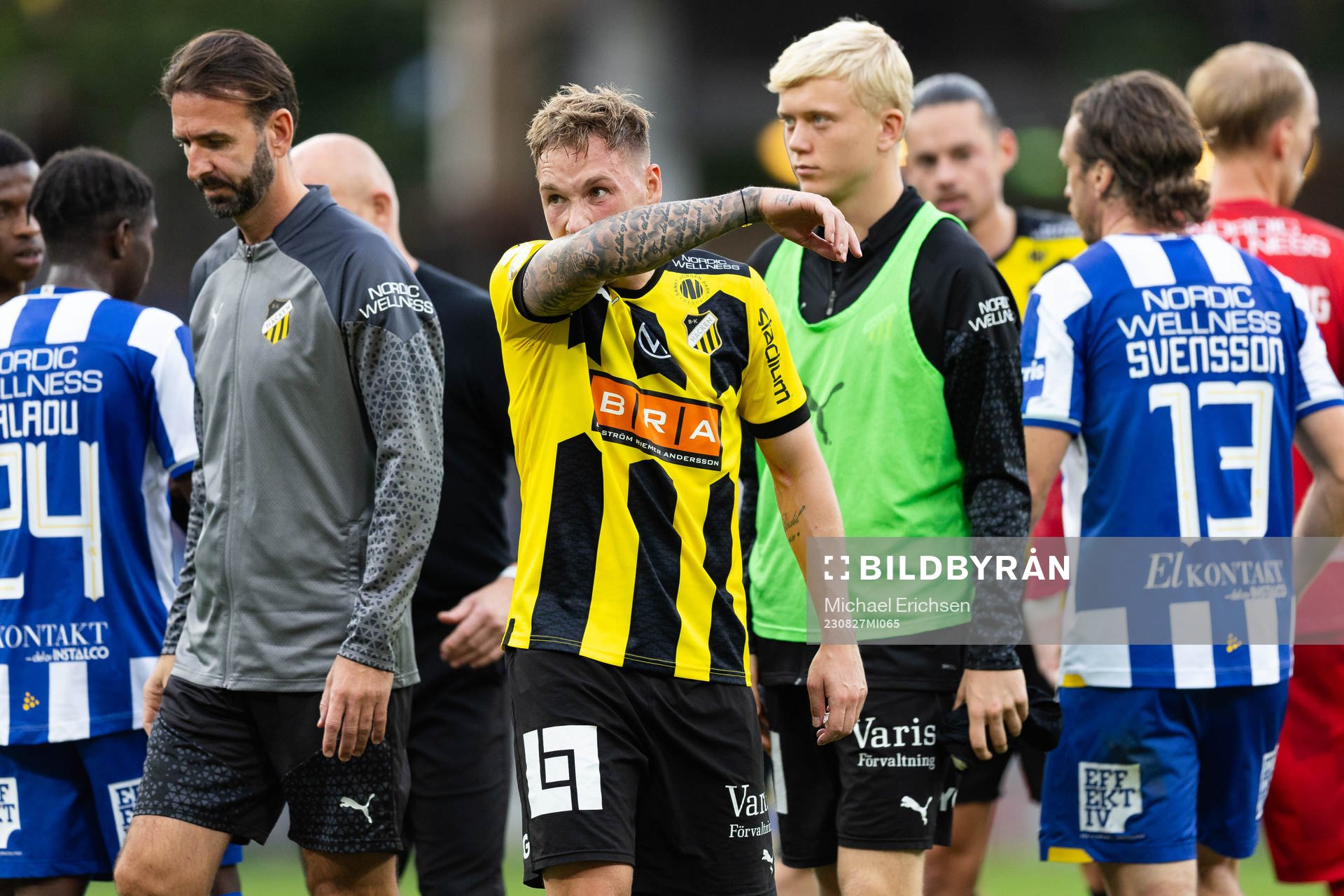 Häckens Jacob Barret Laursen deppar