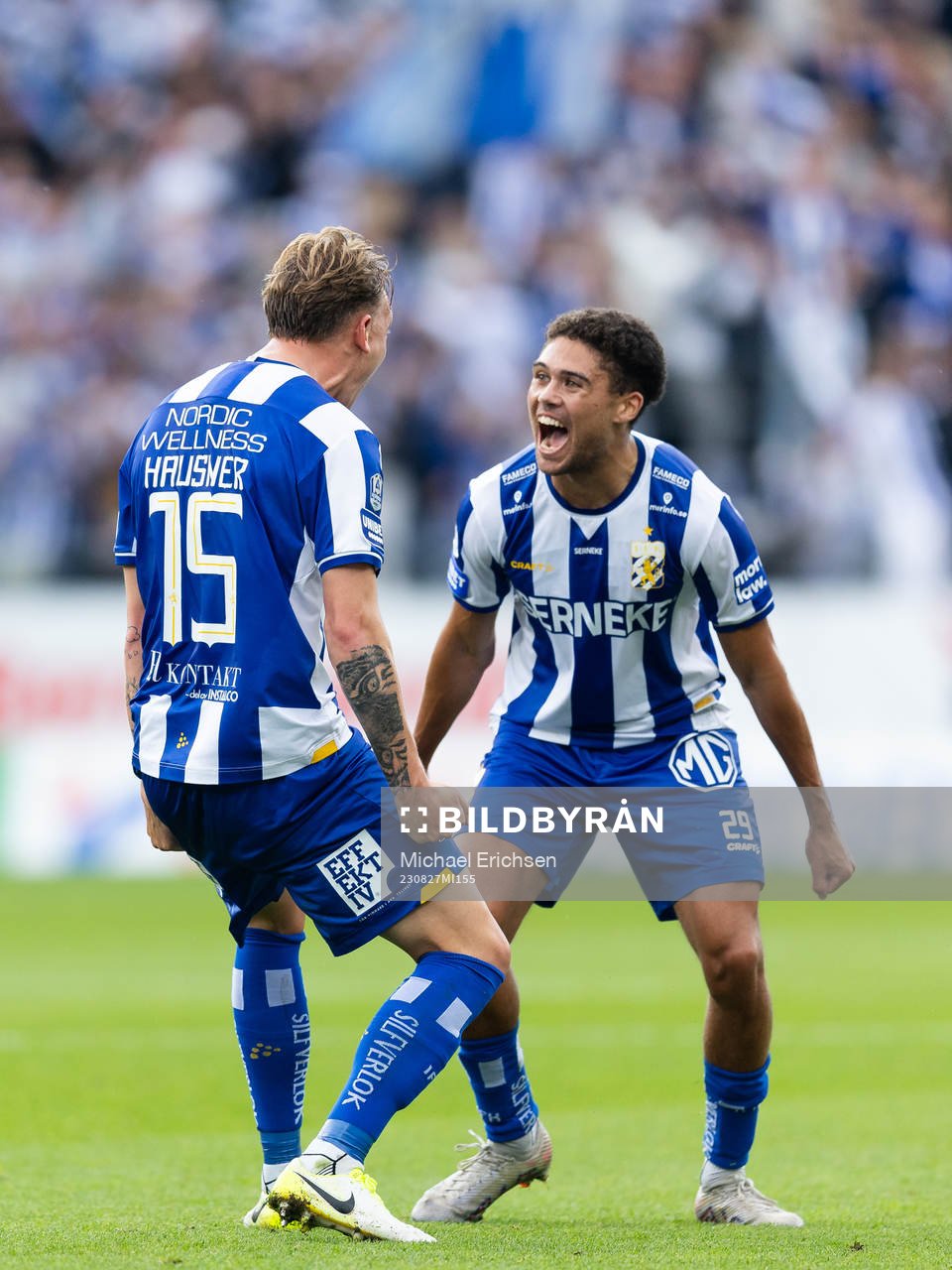 IFK Göteborgs Sebastian Hausner jublar ihop med Thomas