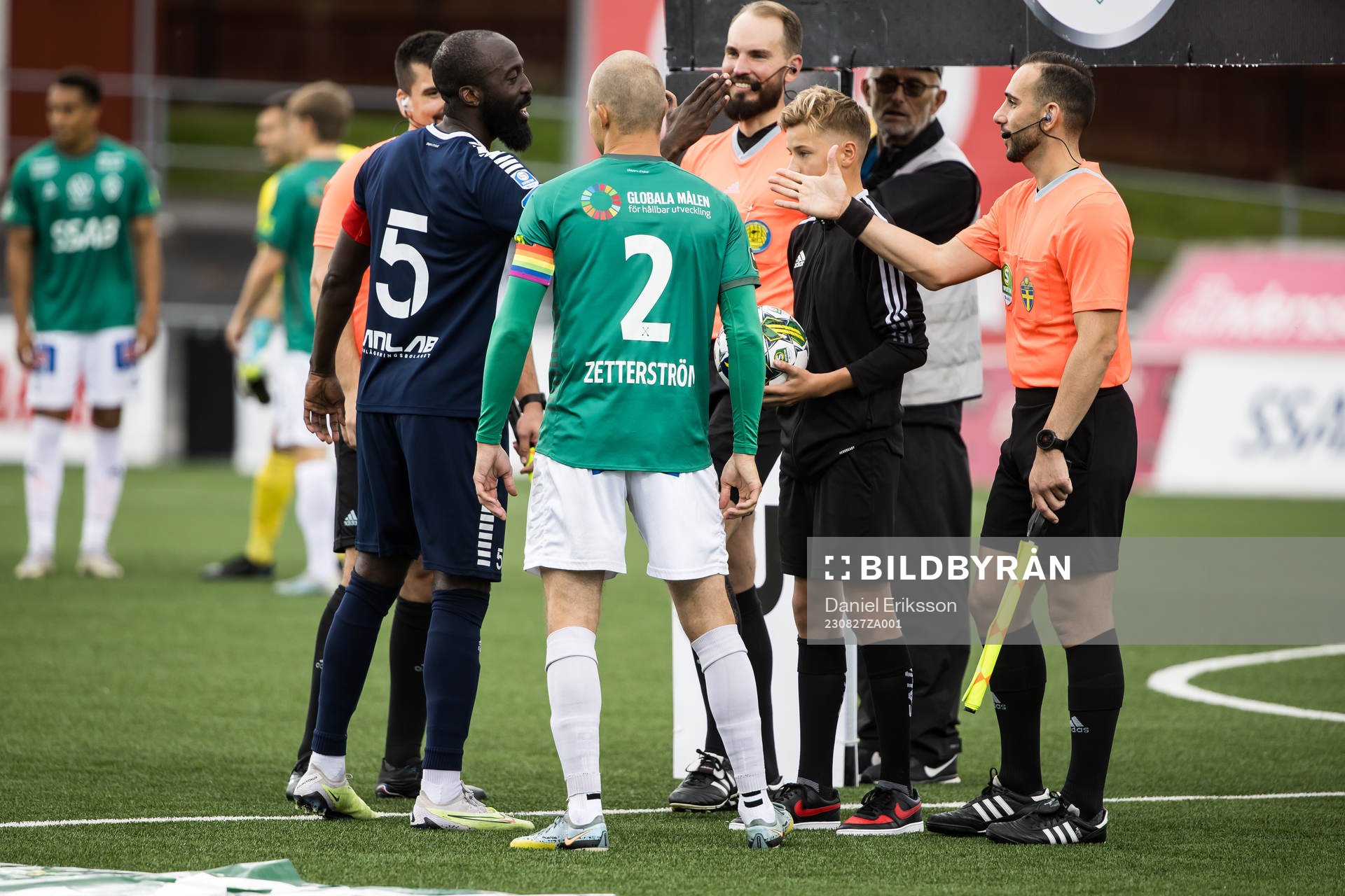 Utsiktens Ronald Mukiibi och Brages Alexander Zetterström