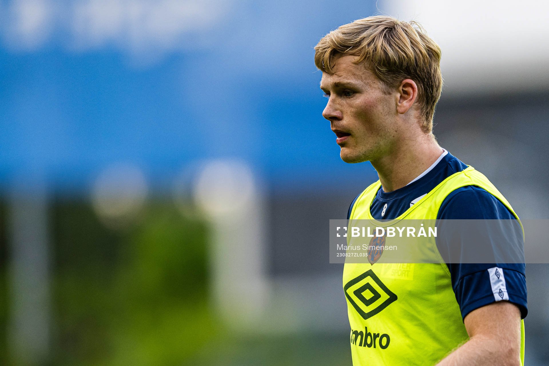 Håkon Hammer of Aalesund warms up
