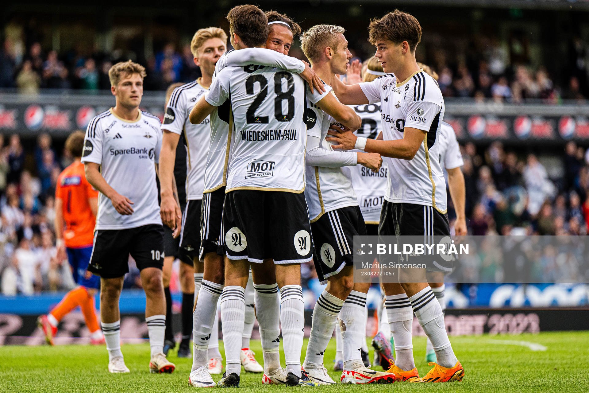 Håkan Wiedesheim-Paul of Rosenborg celebrates
