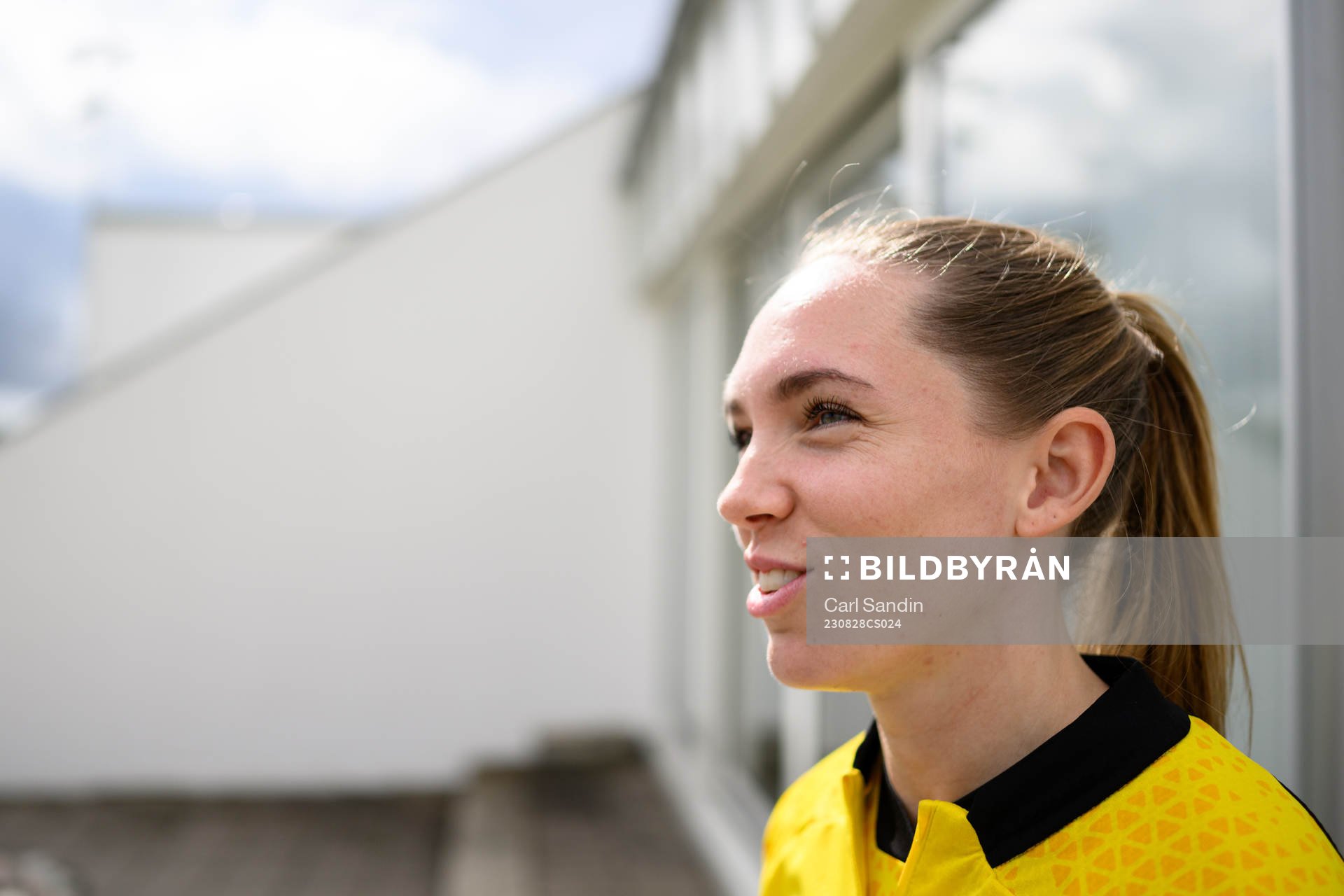 Elin Rubensson blir intervjuad