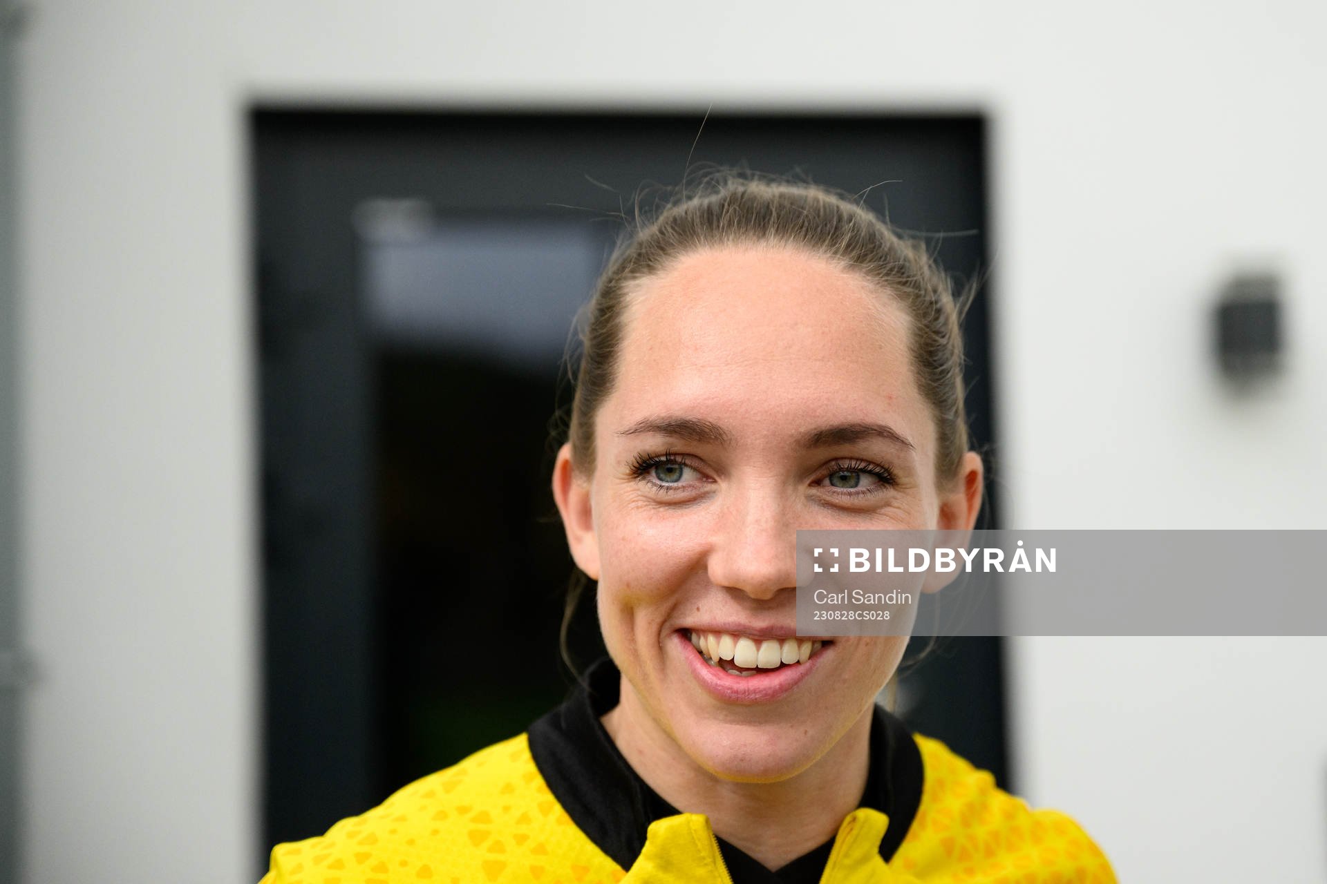 Elin Rubensson blir intervjuad