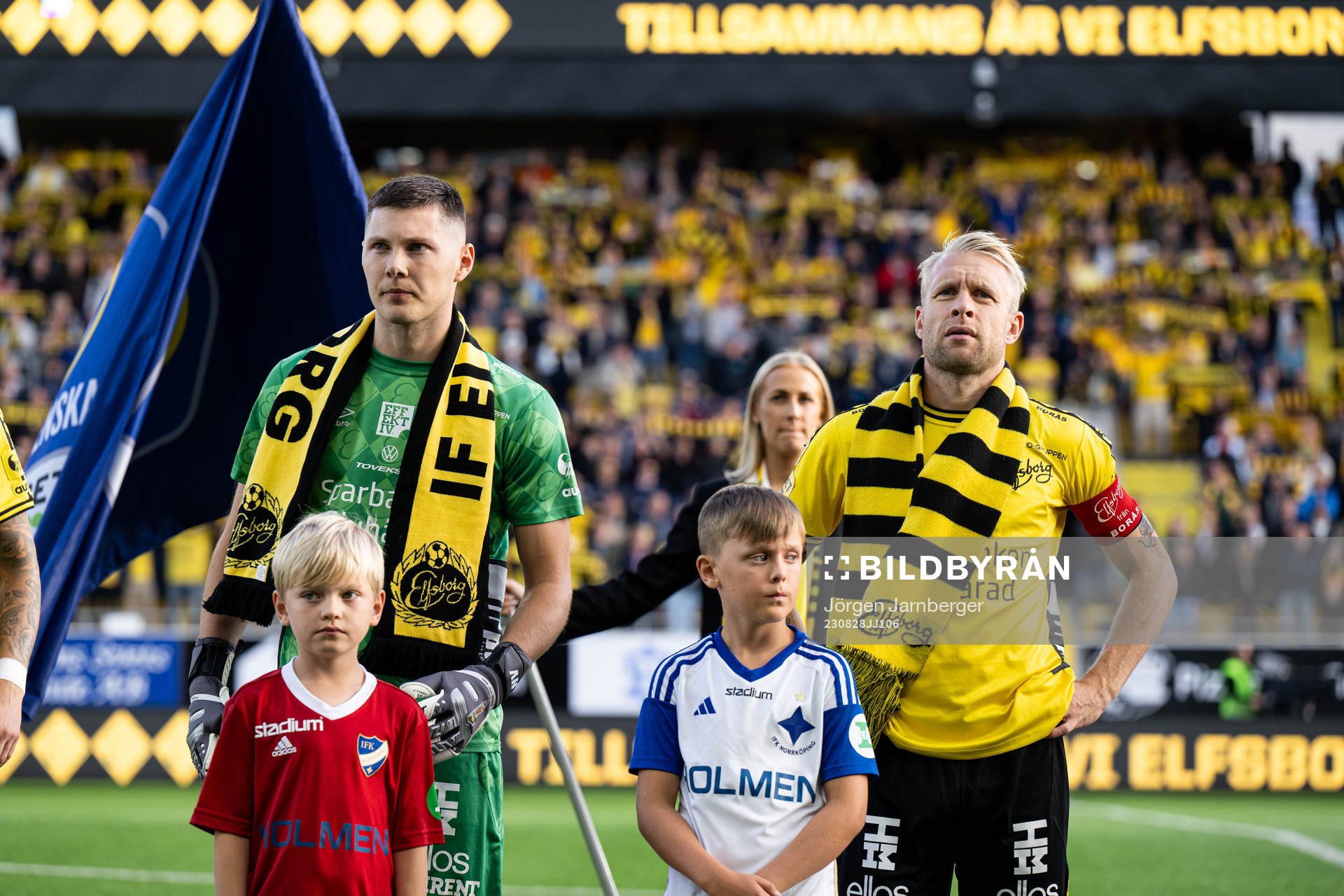 Elfsborgs målvakt Hakon Valdimarsson och Johan Larsson med