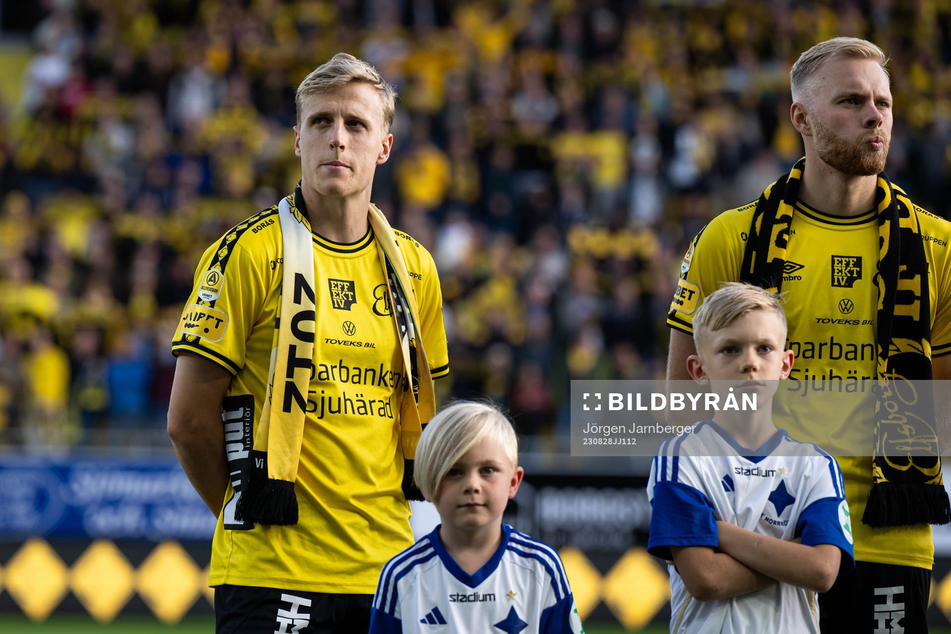 Elfsborgs Jeppe Møldrup Okkels och Sveinn Guðjohnsen med