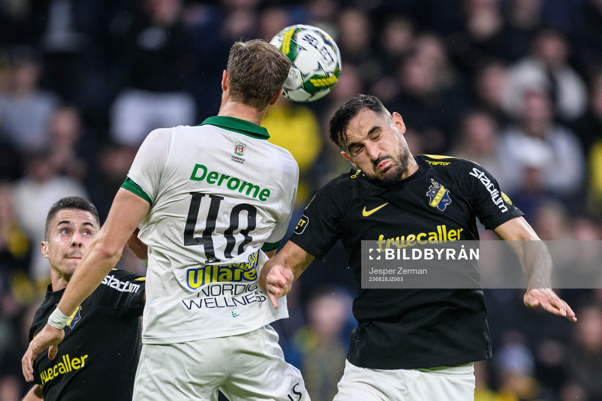 Varbergs Niklas Dahlström och AIKs Sotirios