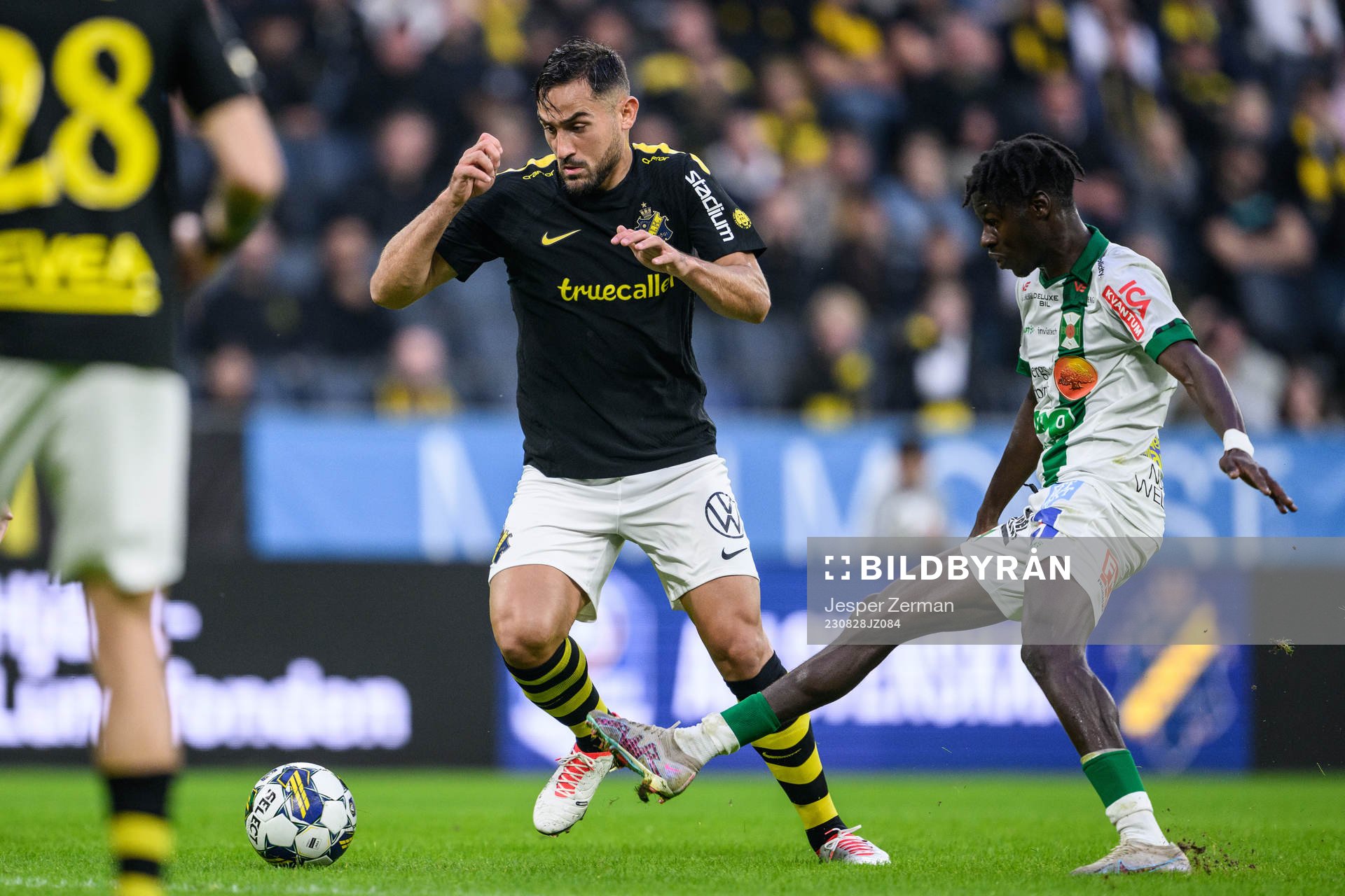 AIKs Sotirios Papagiannopoulos och Varbergs Filipe Sisse
