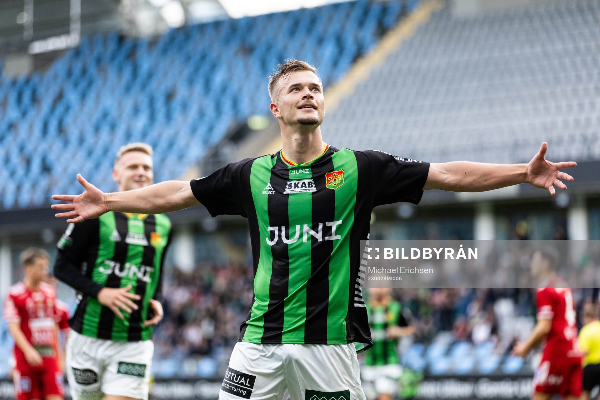 GAISs Alexander Ahl Holmström jublar