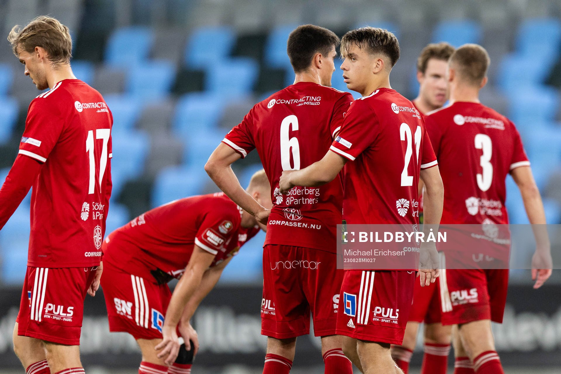 Skövde AIKs Lukas Rhöse, Marc Ante Tokich och Isak