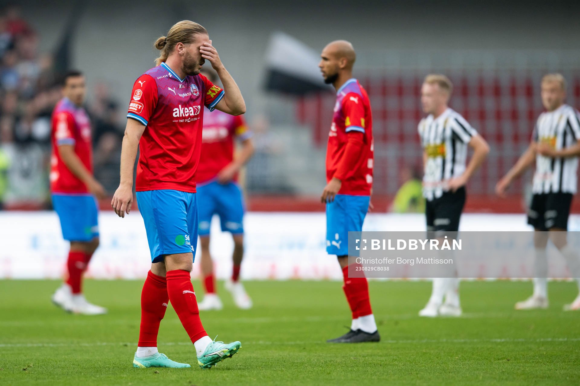 Helsingborgs Charlie Weberg deppar