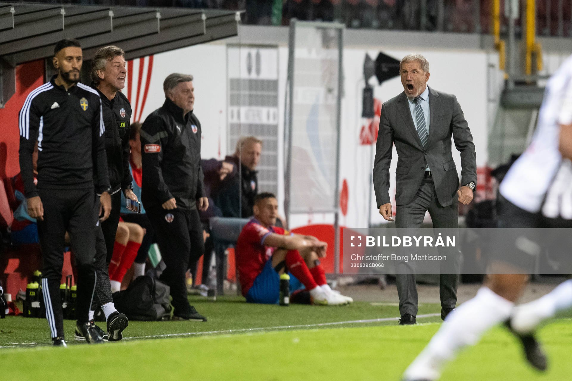 Helsingborgs tränare Stuart Baxter reagerar