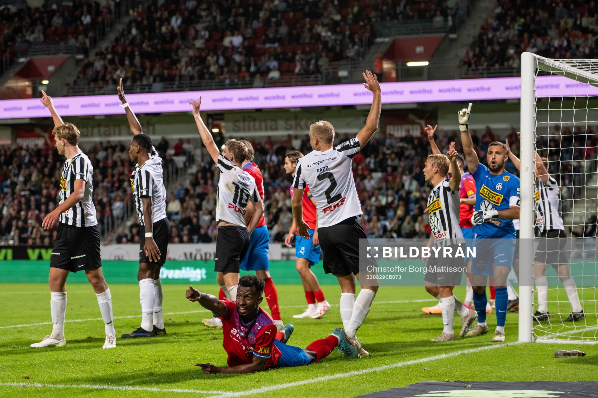 Helsingborgs Bernardo Vilar Estevao Jeronimo reagerar