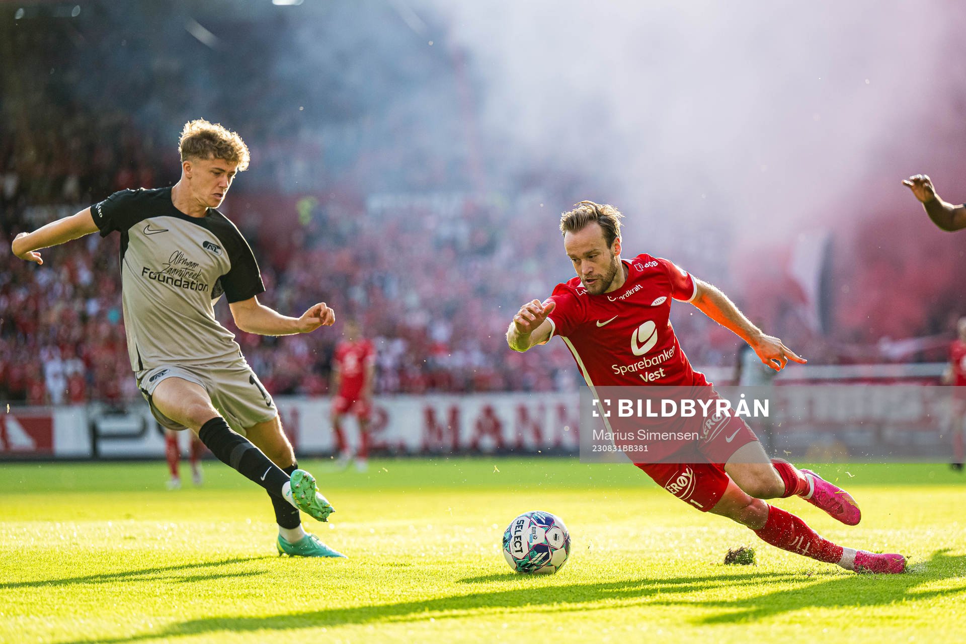 Bård Finne of Brann during the UEFA Europa Conference League play-off match between Brann and AZ Alkmaar on August 31, 2023 in Bergen.