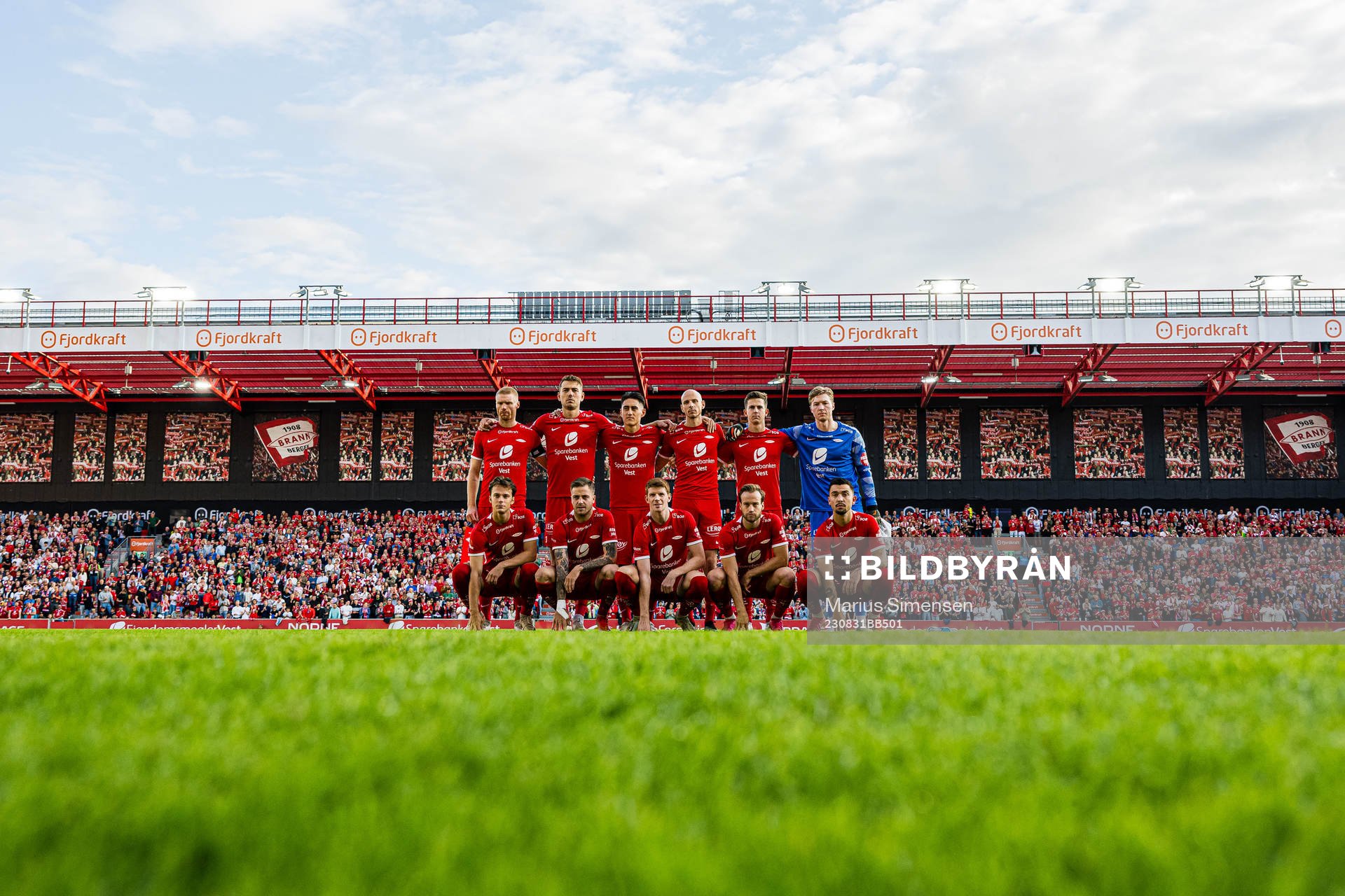 The starting eleven of Brann, from the top left; Sivert
