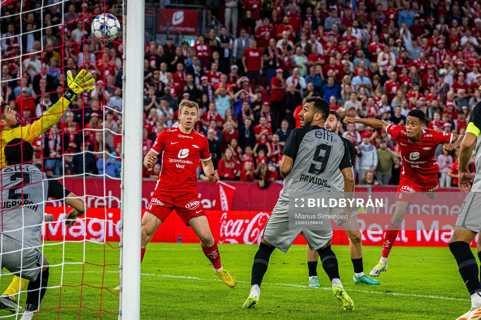 Japhet Sery Larsen of Brann scores the 3-3 goal