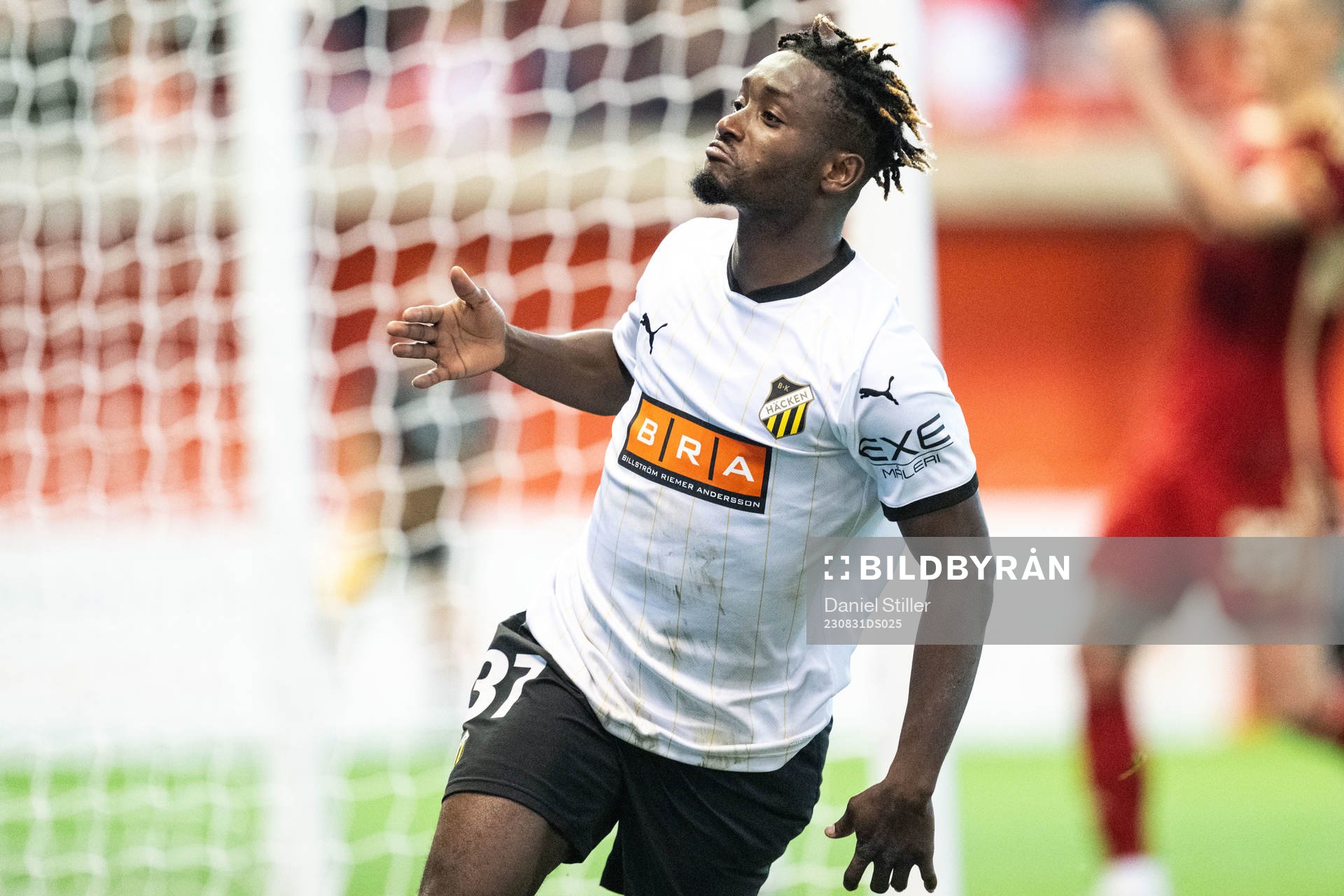 Ibrahim Sadiq  of Häcken celebrates