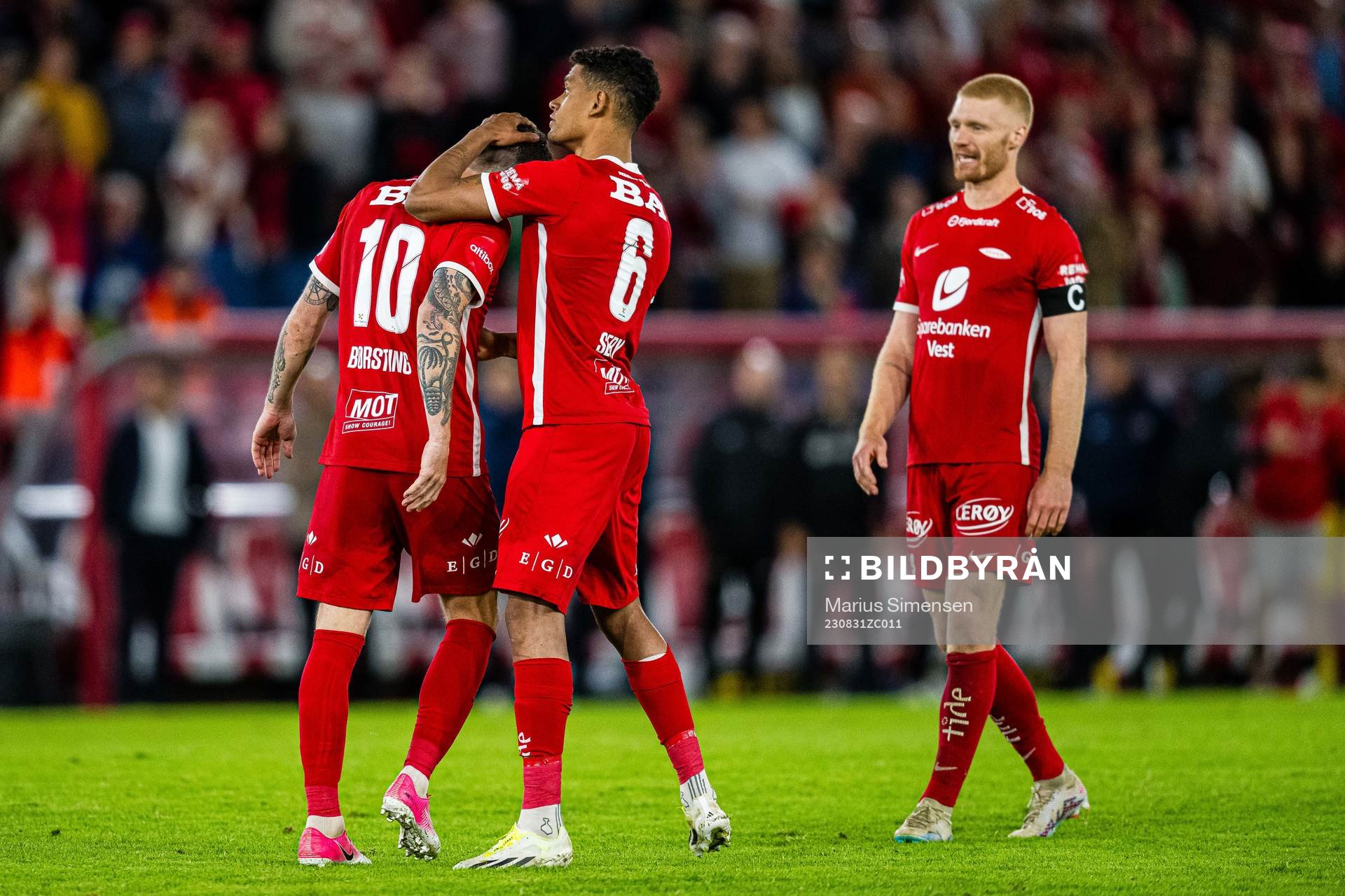 Frederik Børsting and Japhet Sery Larsen of Brann looks