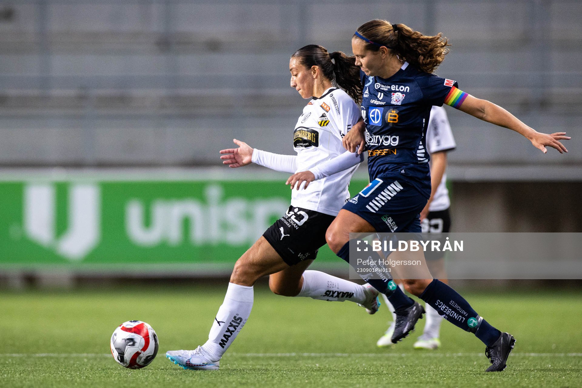Häckens Rusul Rosa Kafaji och Linköpings Emma Lennartsson