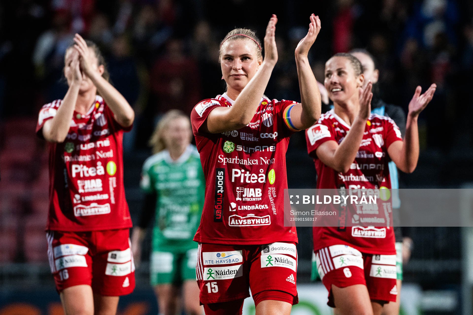 Piteås Ellen Löfqvist jublar