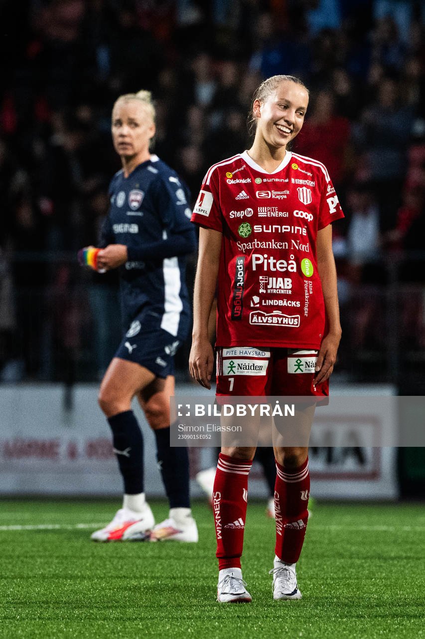 FC Rosengårds Caroline Seger deppar och Piteås Sara
