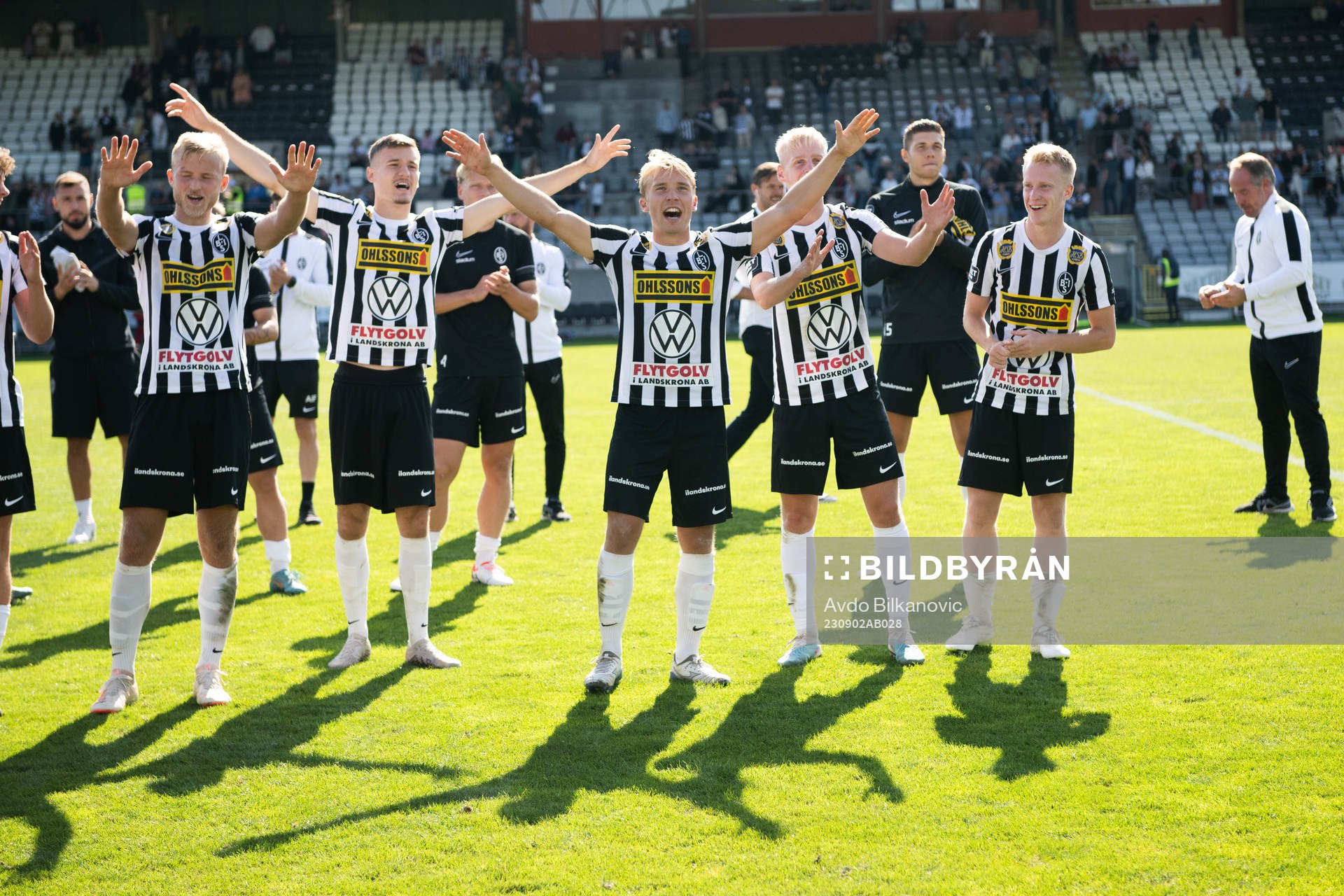 Landskronas spelare jublar
