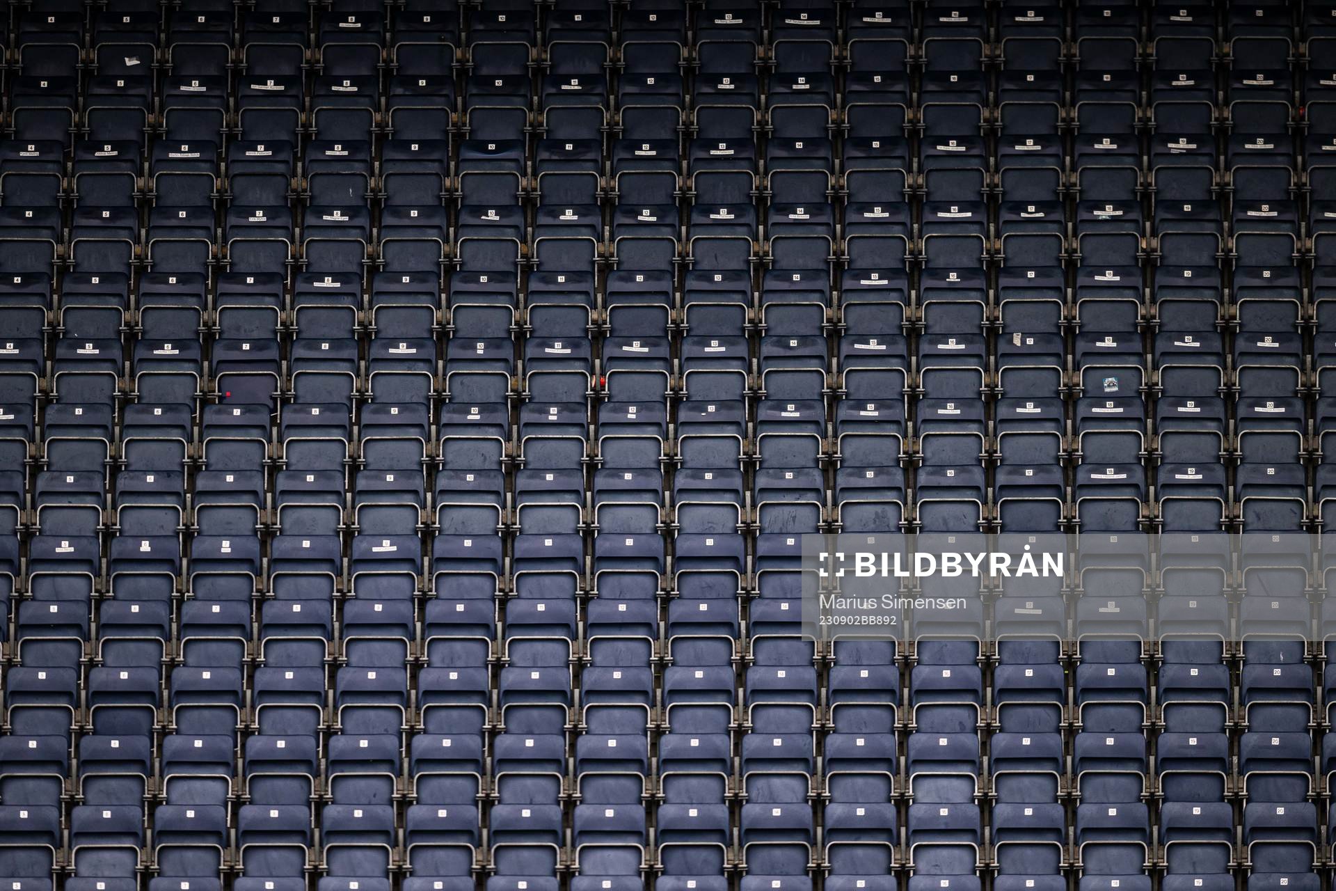 Empty seats at SR-Bank Arena